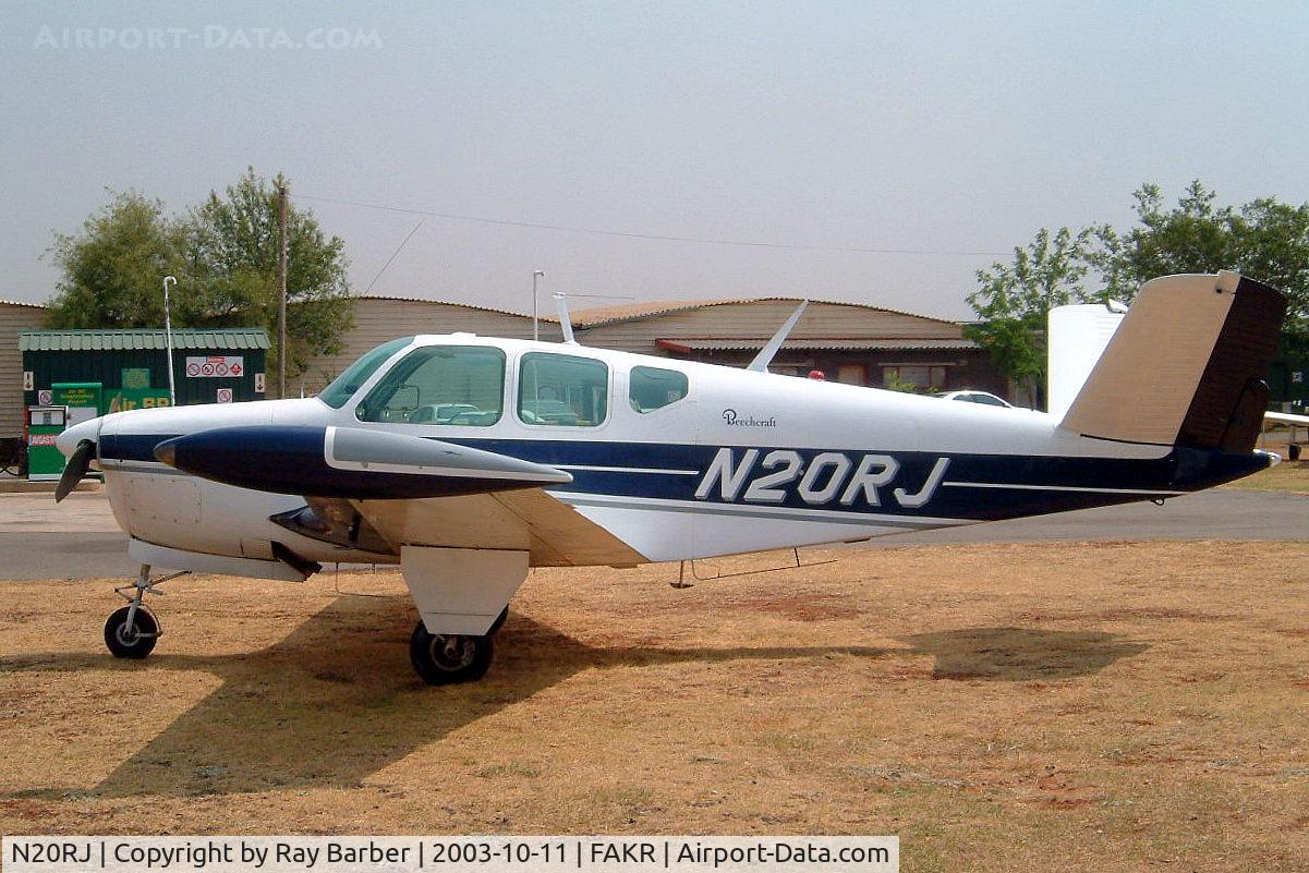 N20RJ, 1957 Beech H35 Bonanza C/N D-5193, Beech H35 Bonanza [D-5193] Krugersdorp~ZS 11/10/2003