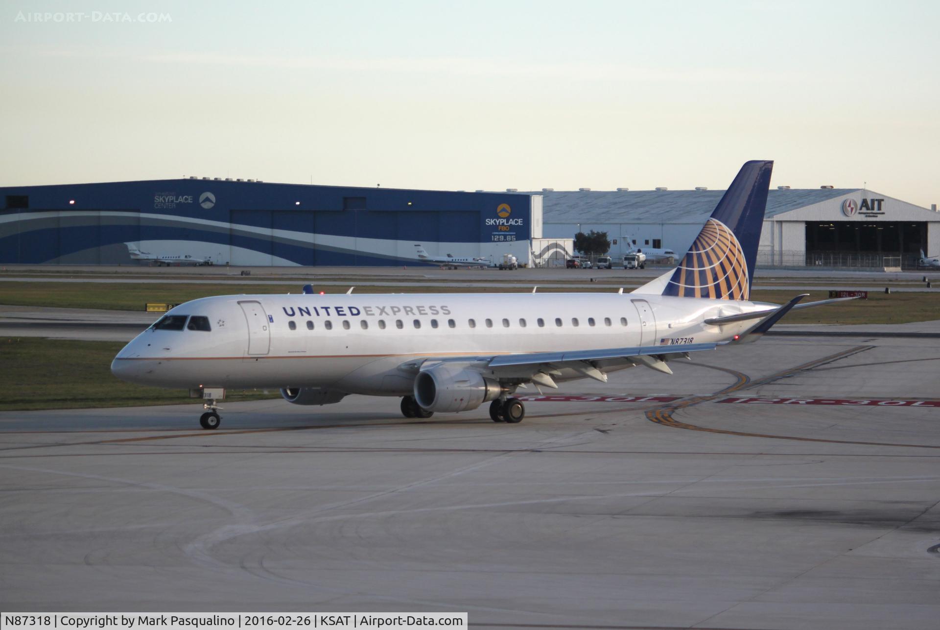 N87318, 2014 Embraer 175LR (ERJ-170-200LR) C/N 17000443, ERJ 170-200 LR