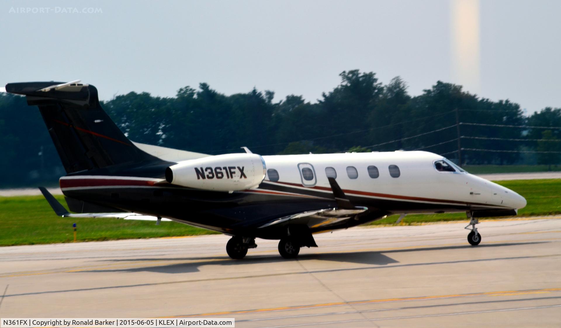 N361FX, 2014 Embraer EMB-505 Phenom 300 C/N 50500234, Taxi Lexington