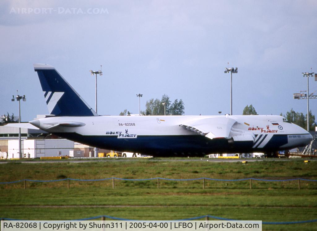 RA-82068, 1993 Antonov An-124-100 Ruslan C/N x770051359127, Parked at the Cargo ramp...