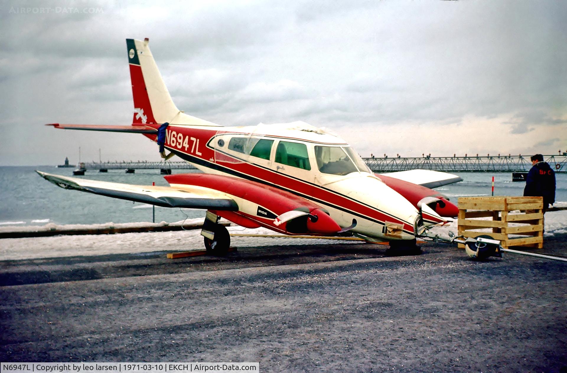N6947L, 1966 Cessna 310K C/N 310K-0047, Copenhagen Kastrup Harbour 10.3.71