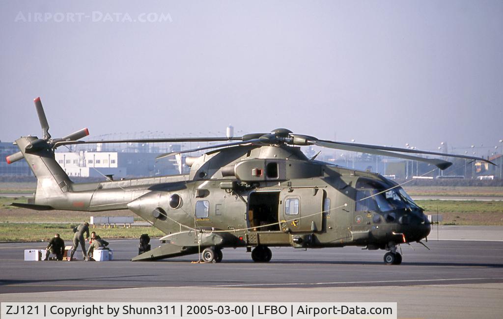 ZJ121, 2000 Agusta/Westland Merlin HC.4 C/N 50099/RAF05, Parked at the Old Terminal