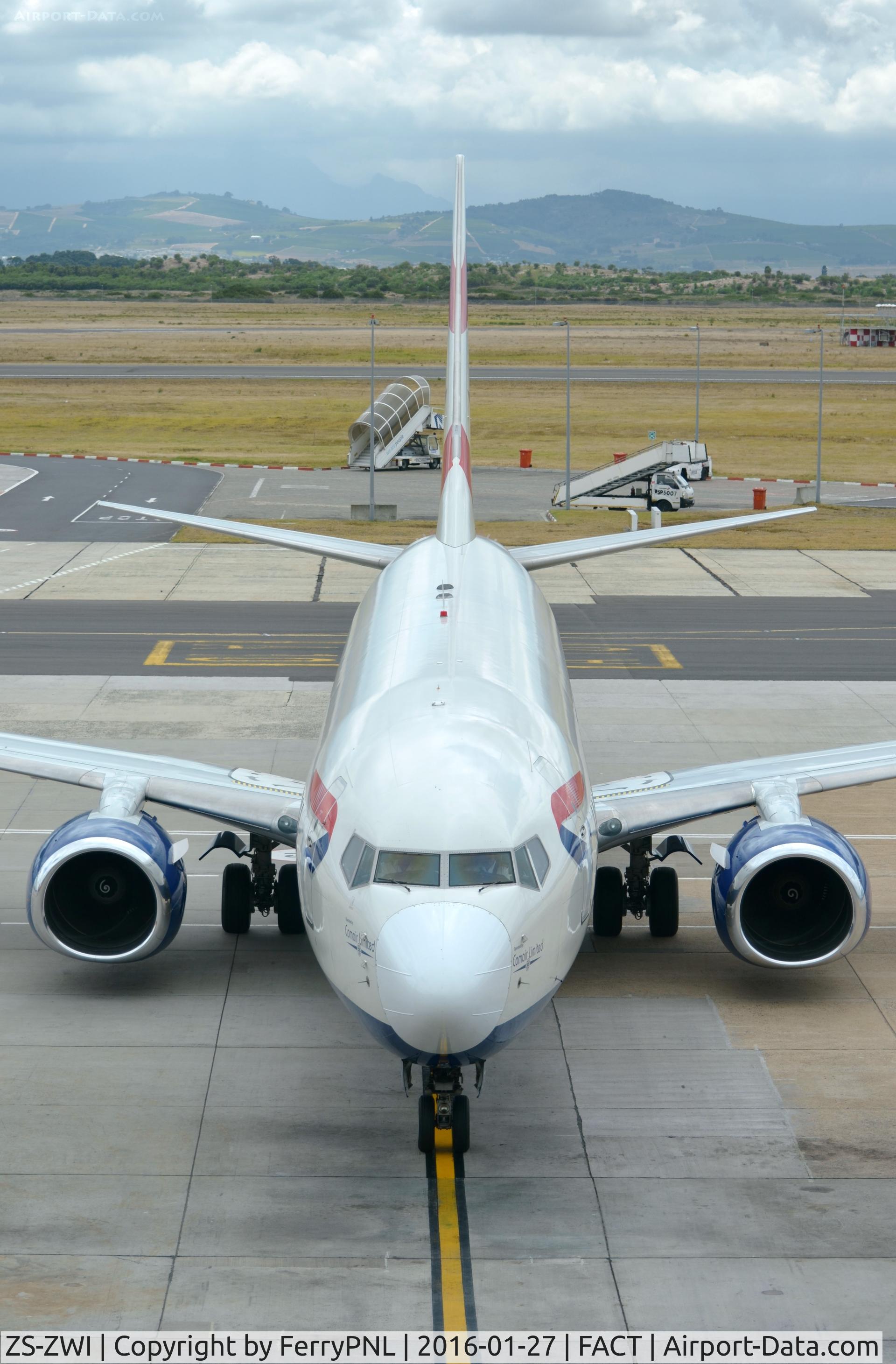 ZS-ZWI, 2001 Boeing 737-85R C/N 30403, BA B738 full frontal