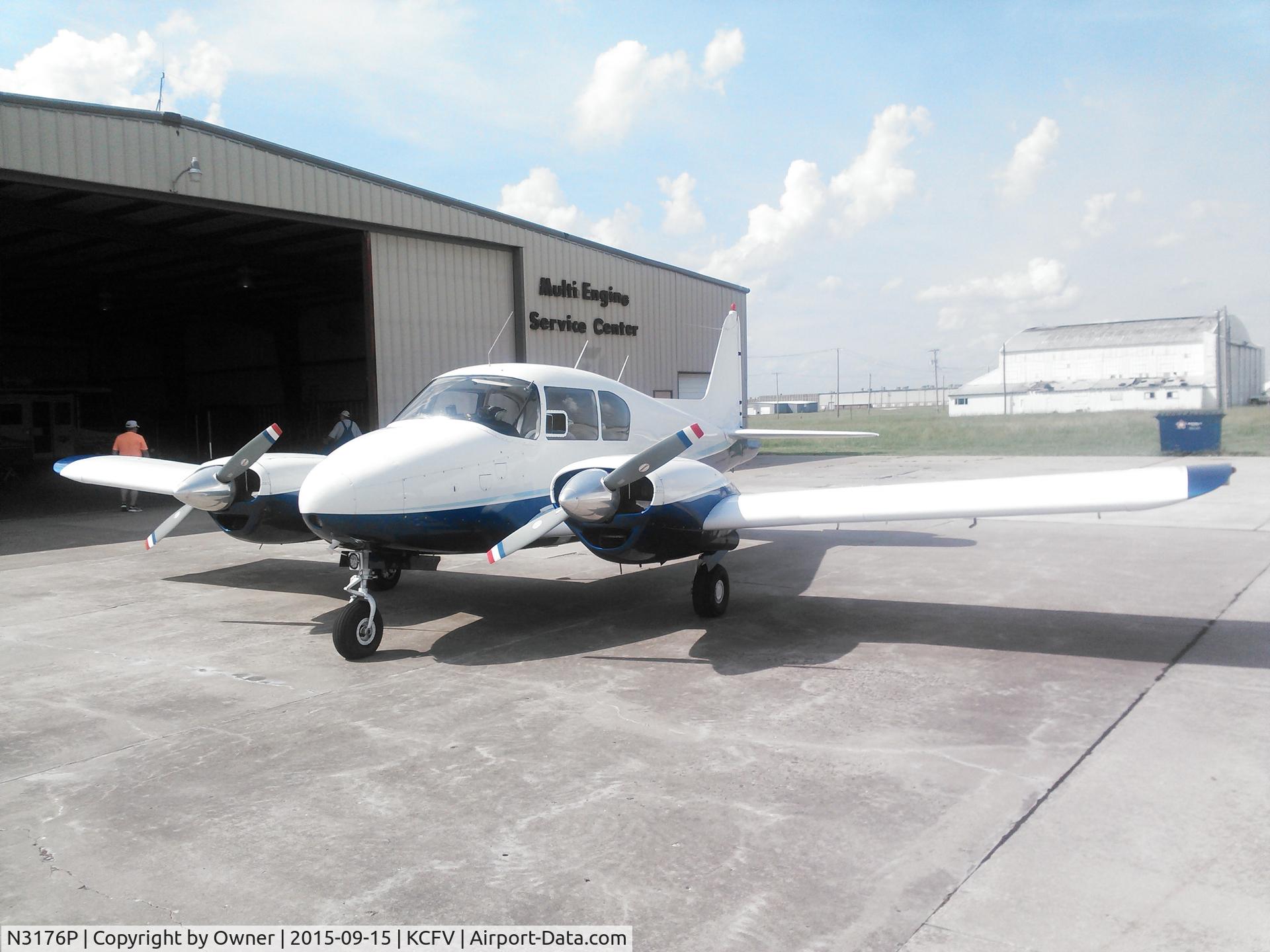 N3176P, 1957 Piper PA-23-150 Apache C/N 23-1112, N3176P