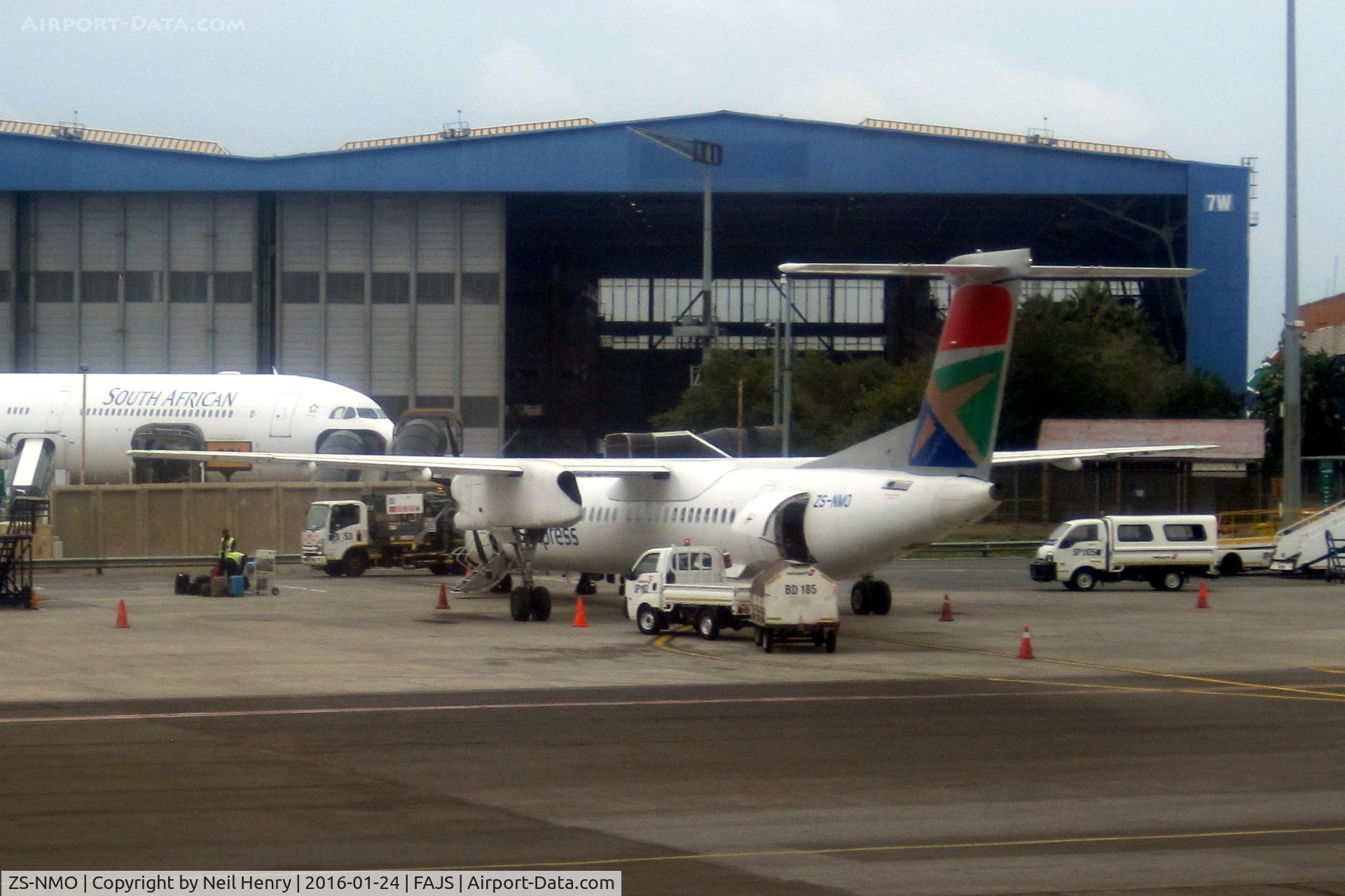 ZS-NMO, 2006 De Havilland Canada DHC-8-402Q Dash 8 C/N 4122, Taken from arriving flight at Jo'Burg-around 4pm on 24 Jan 2016