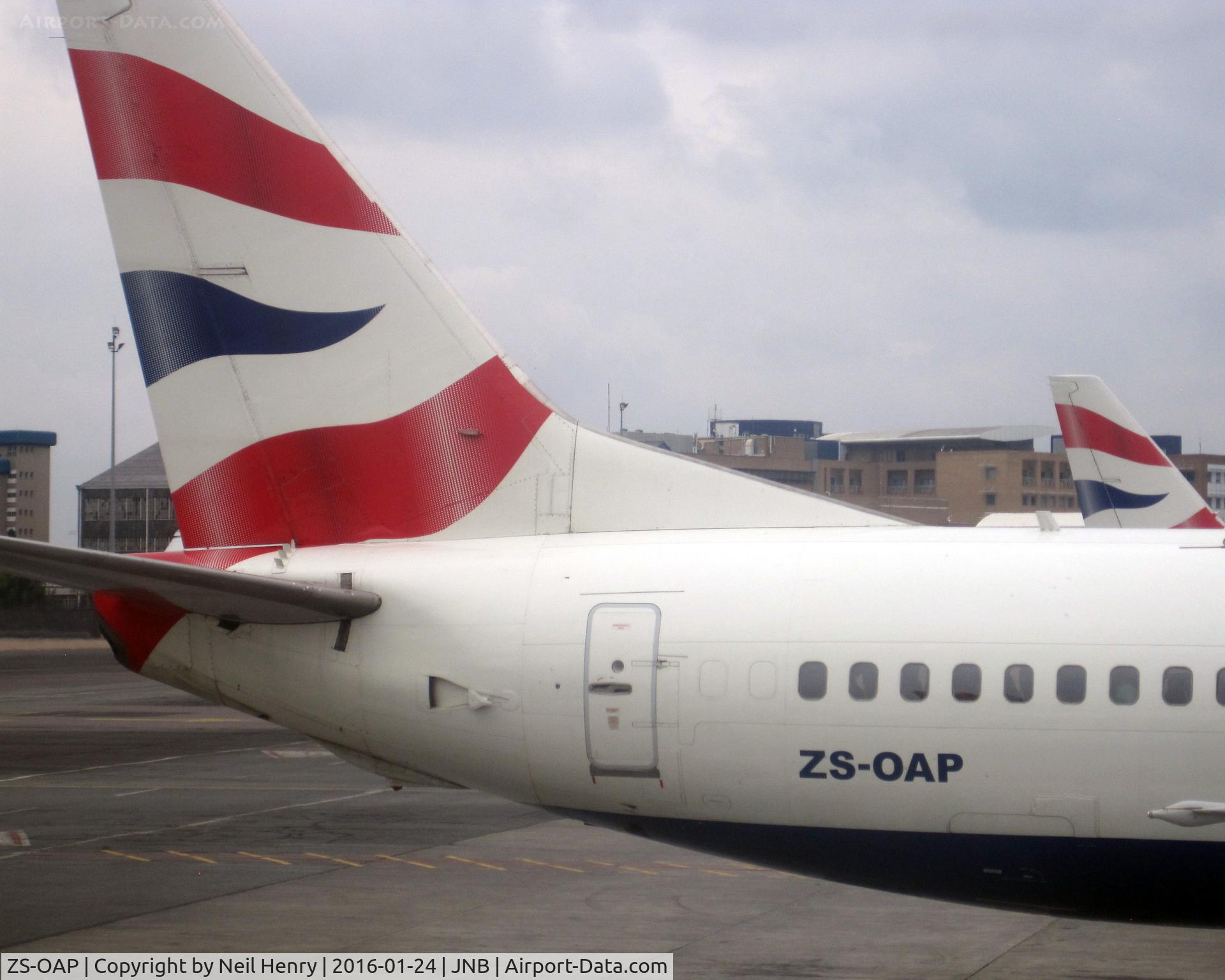 ZS-OAP, 1989 Boeing 737-4S3 C/N 24167/1736, Taken from arriving flight at Jo'Burg- around 4pm pn Sunday 24 Jan 2016