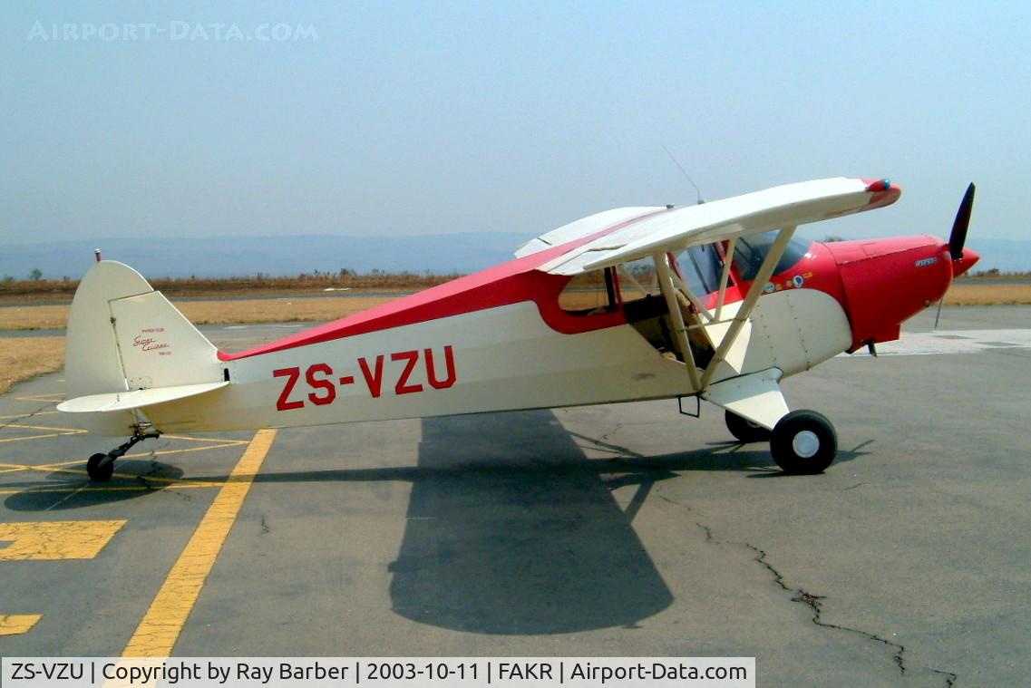 ZS-VZU, 1947 Piper PA-12 Super Cruiser C/N 12-998, Piper PA-12 Super Cruiser [12-998] Krugersdorp-Oatlands~ZS 11/10/2003