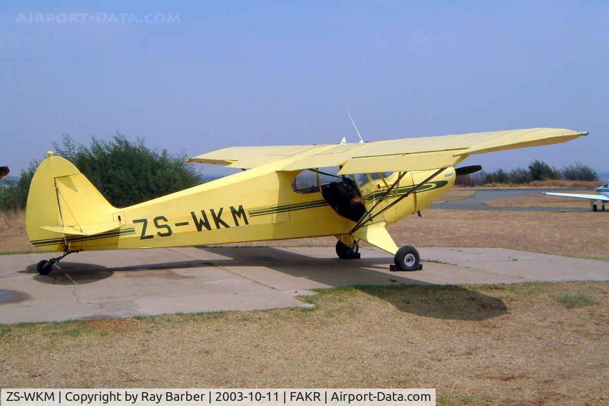 ZS-WKM, 1947 Piper PA-12 Super Cruiser C/N 12-1119, Piper PA-12 Super Cruiser [12-1119] Krugersdorp-Oatlands~ZS 11/10/2003