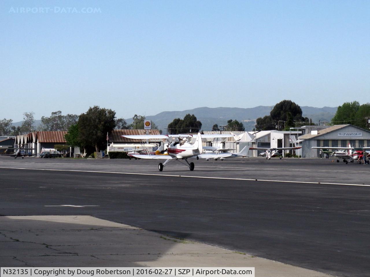 N32135, 1941 Waco UPF-7 C/N 5767, 1941 Waco UPF-7, Continental W670 220 Hp radial, takeoff roll Rwy 22