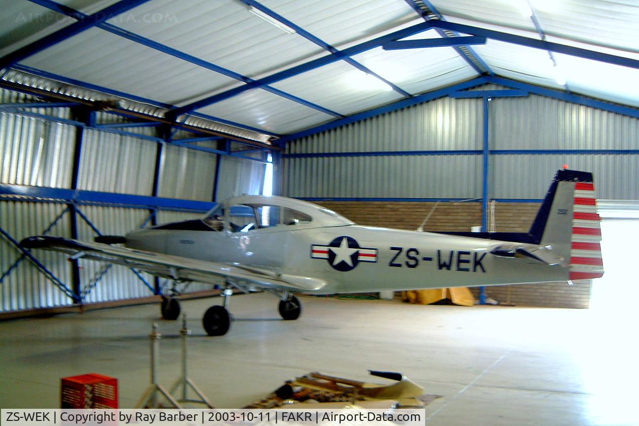 ZS-WEK, North American Navion C/N NAV-4-252, North American Navion [NAV-4-252] Krugersdorp-Oatlands~ZS 11/10/2003