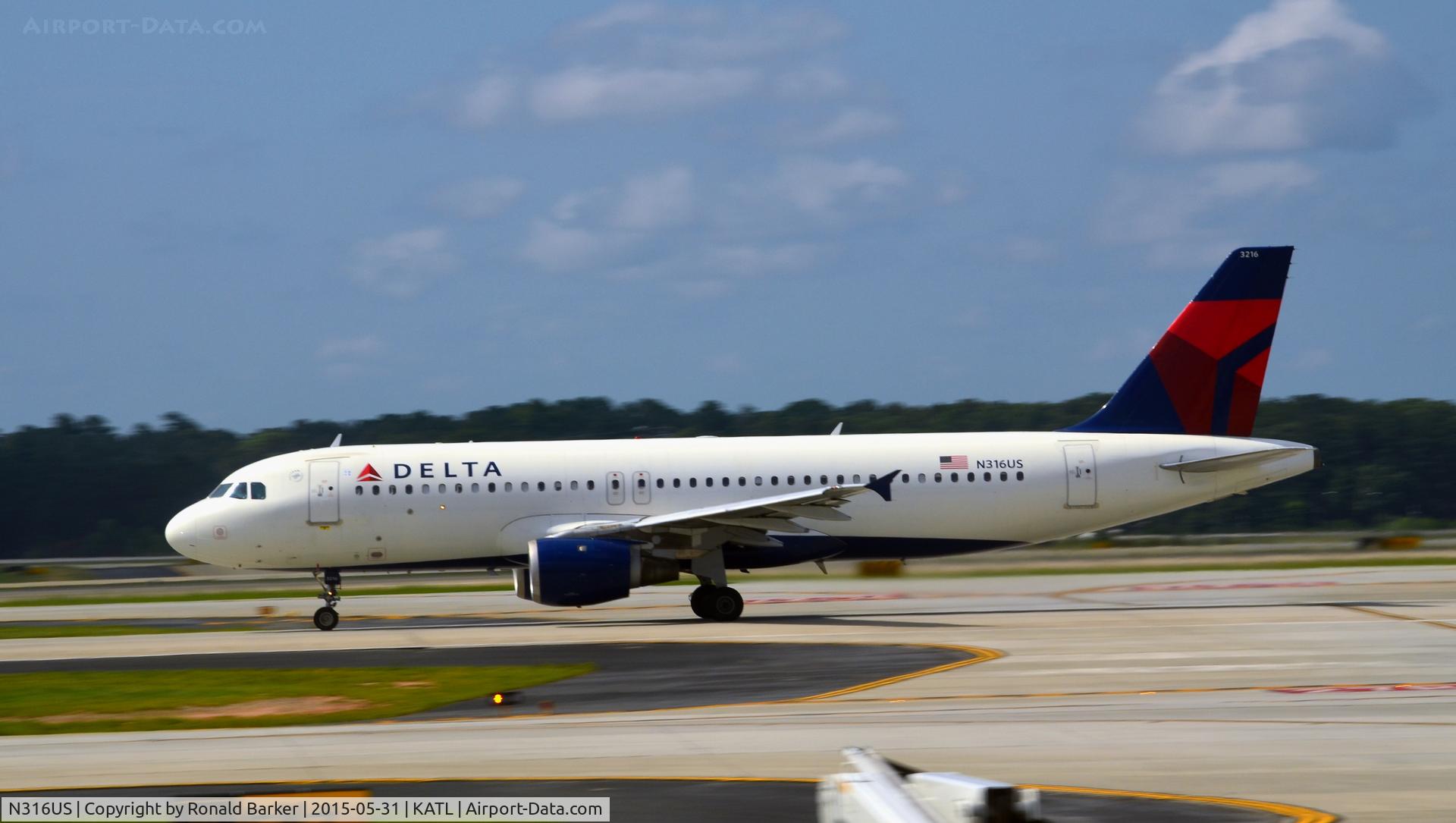 N316US, 1991 Airbus A320-211 C/N 192, Takeoff Atlanta