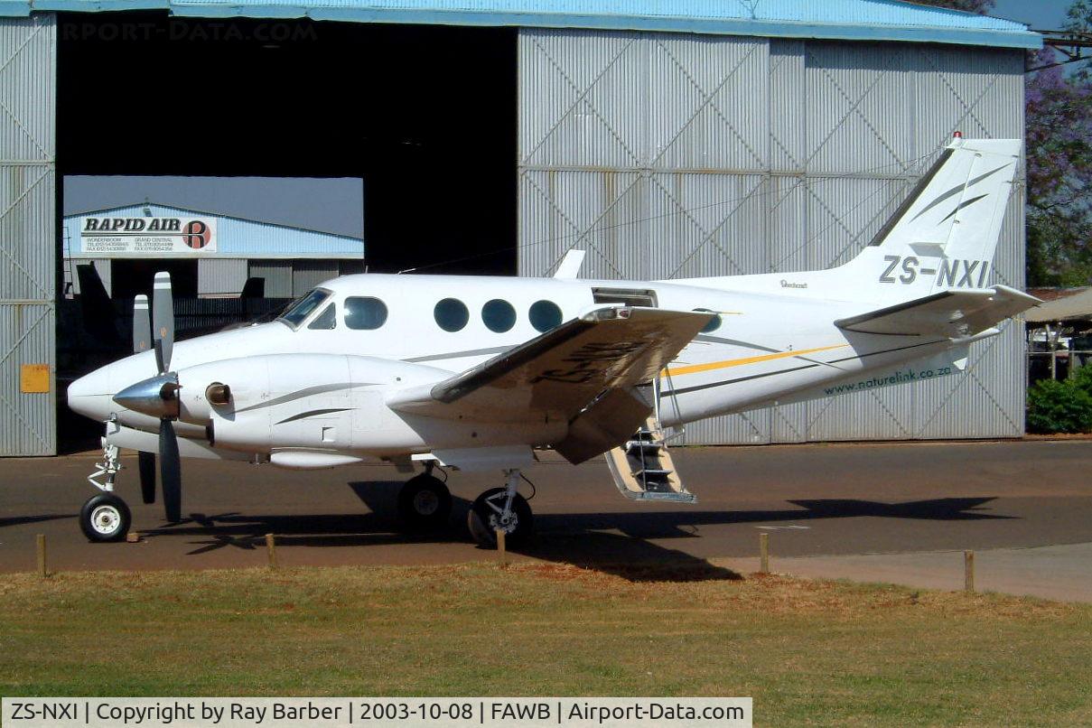 ZS-NXI, 1977 Beech E90 King Air C/N LW-224, Beech E90 King Air [LW-224] (Naturelink) Pretoria-Wonderboom~ZS 08/10/2003
