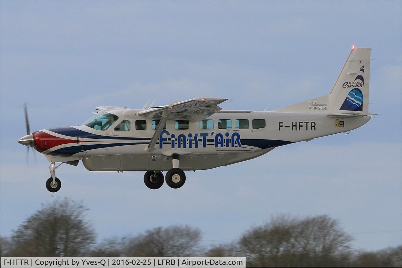F-HFTR, 2008 Cessna 208B Grand Caravan C/N 208B-2041, Cessna 208B Grand Caravan, On final rwy 25L, Brest-Bretagne airport (LFRB-BES)