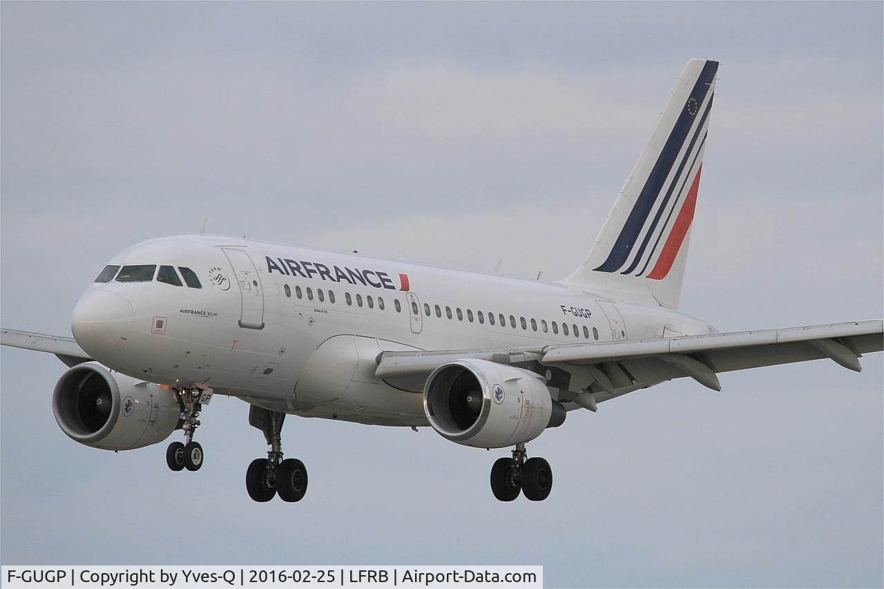 F-GUGP, 2006 Airbus A318-111 C/N 2967, Airbus A318-111, On final rwy 25L, Brest-Bretagne Airport (LFRB-BES)