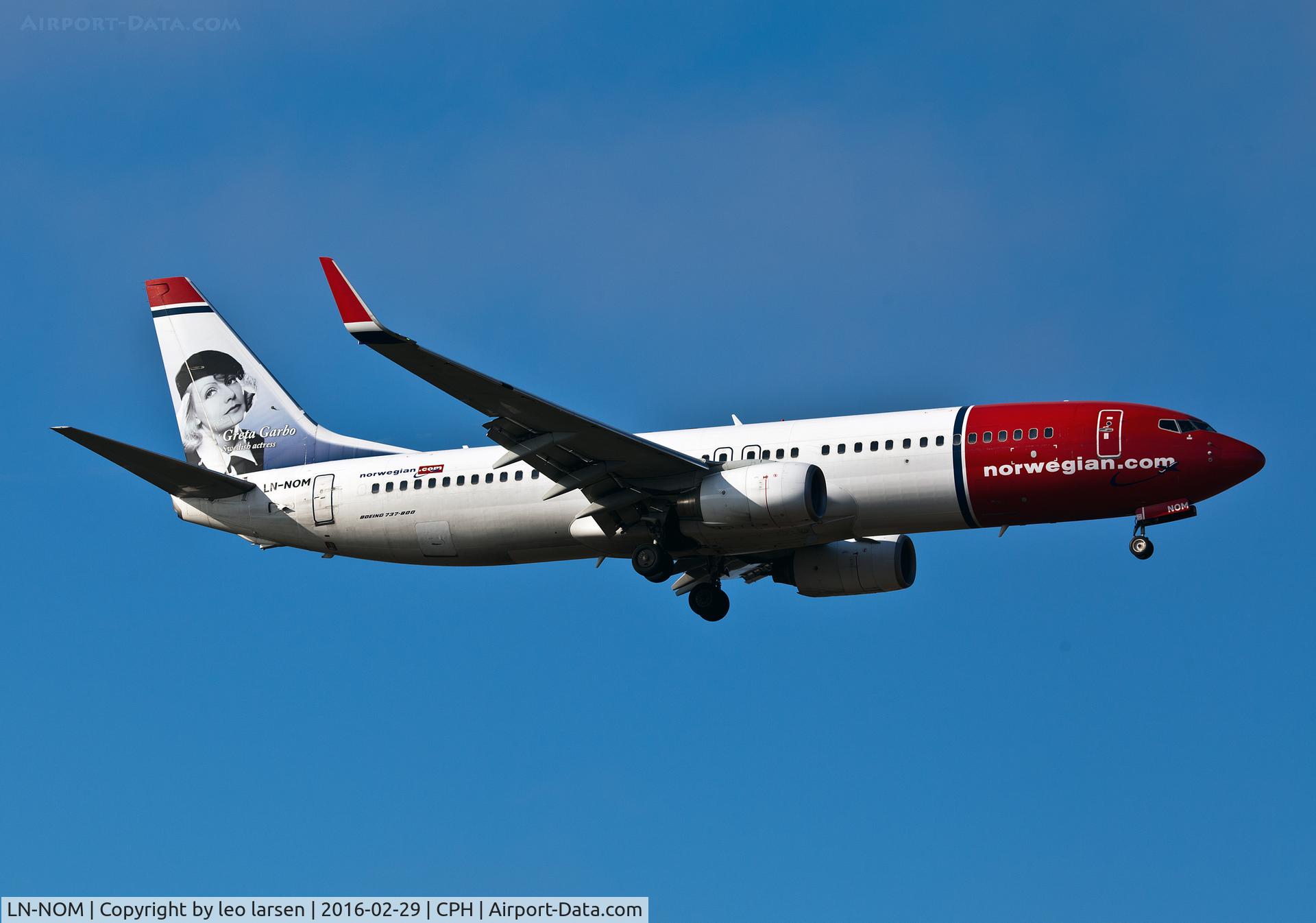 LN-NOM, 2001 Boeing 737-86N C/N 28642, Copenhagen 29.2.16