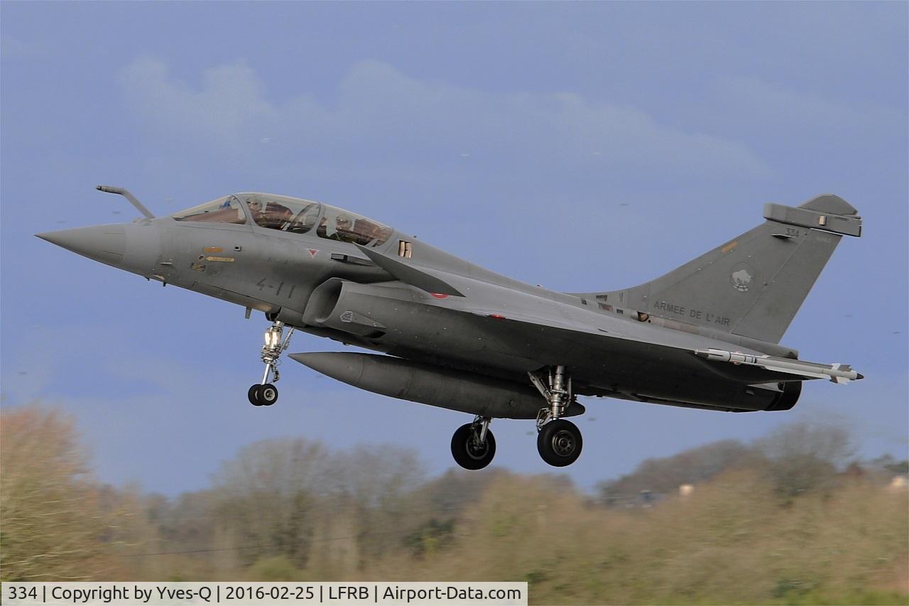 334, Dassault Rafale B C/N 334, Dassault Rafale B (4-11), On final for touch and go rwy 25L, Brest-Bretagne airport (LFRB-BES)