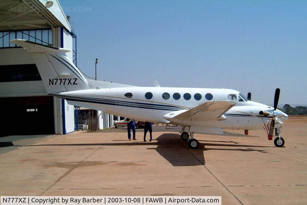 N777XZ, 1976 Beech 200 King Air C/N BB-126, Beech 200 Super King Air [BB-126] Pretoria-Wonderboom~ZS 08/10/2003