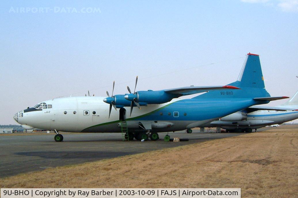 9U-BHO, 1968 Antonov An-12B C/N 8345503, Antonov An-12B [8345503] (Mango Airlines) Johannesburg-International~ZS 09/10/2003
