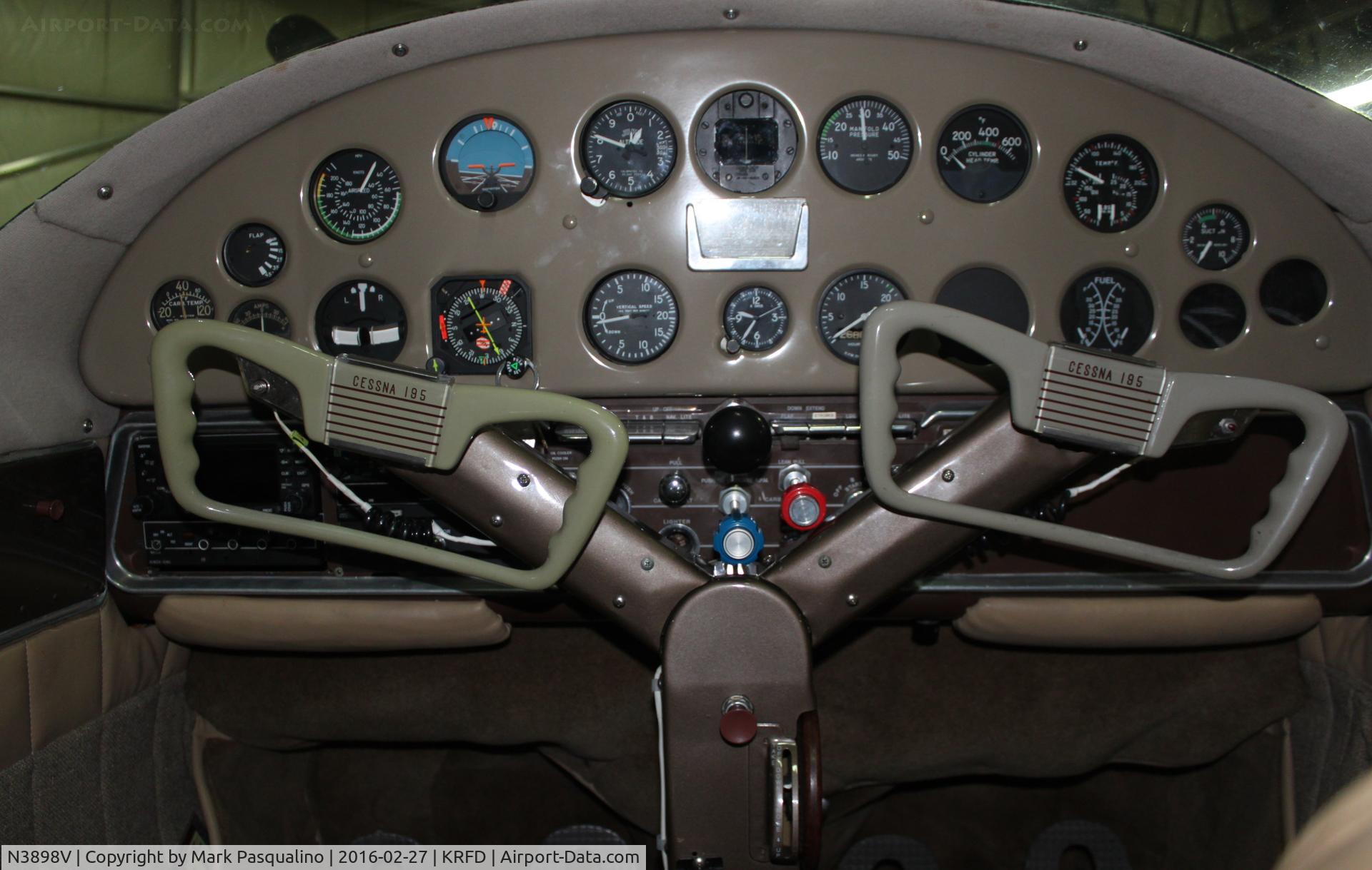N3898V, 1949 Cessna 195 C/N 7376, Cessna 195