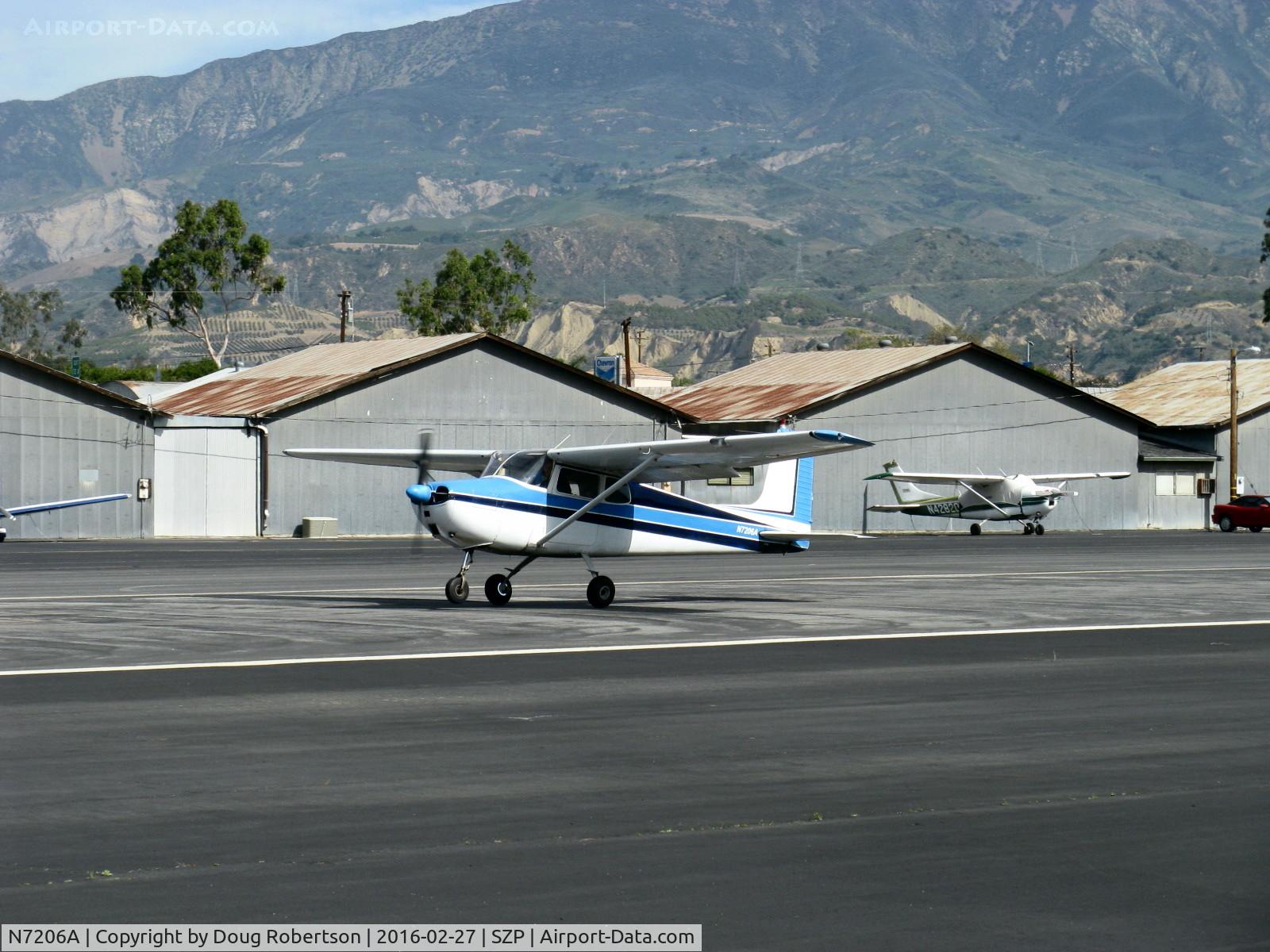 N7206A, 1956 Cessna 172 C/N 29306, 1956 Cessna 172, Continental O-300 145 Hp, 6 cylinder, 12V electrical system, first year of production, straight tail, landing roll Rwy 22