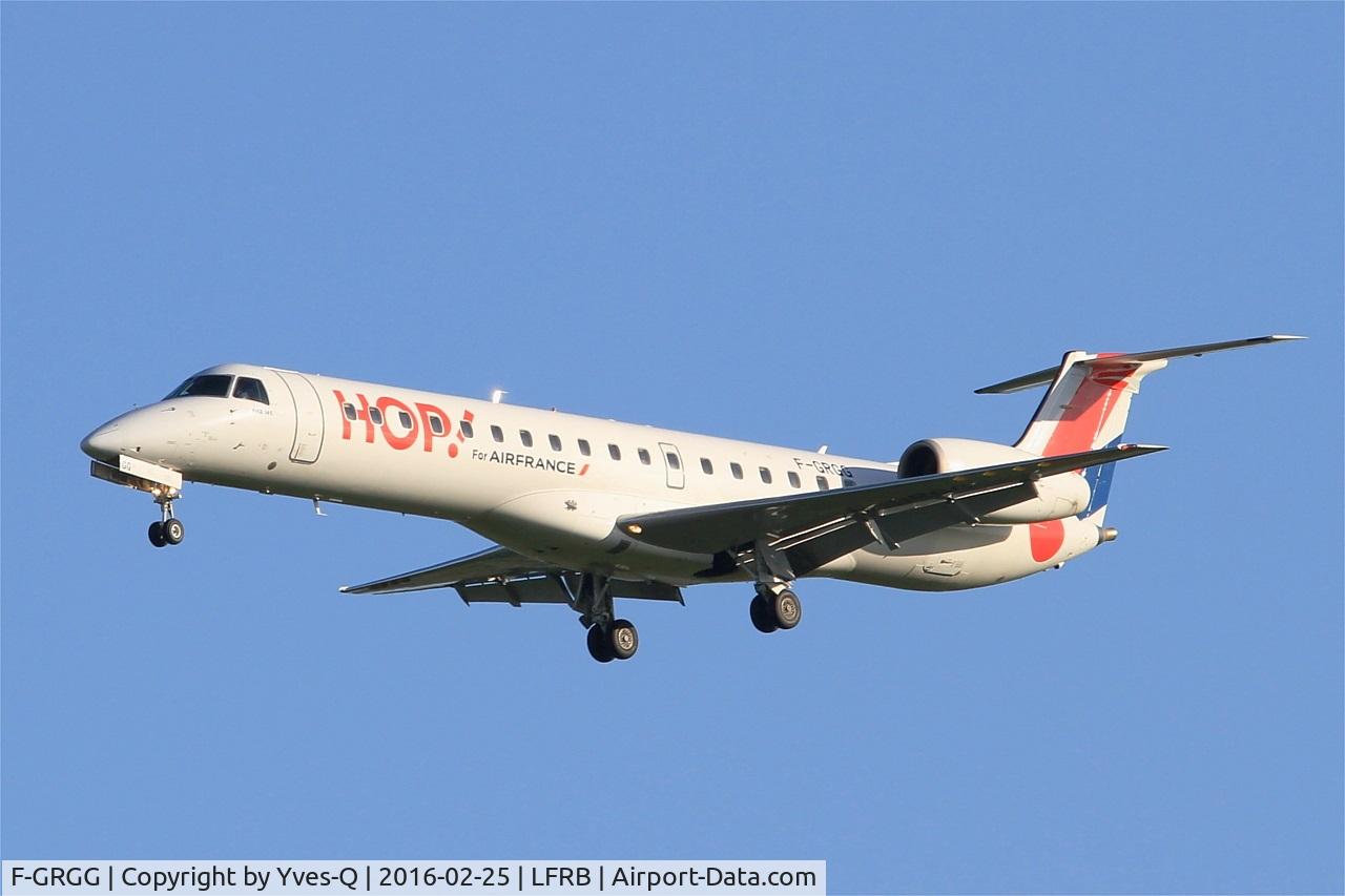 F-GRGG, 1999 Embraer ERJ-145EP (EMB-145EP) C/N 145118, Embraer EMB-145EU, Short approach rwy 25L, Brest-Bretagne airport (LFRB-BES)