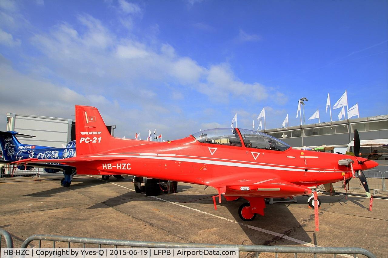 HB-HZC, 2005 Pilatus PC-21 C/N 101, Pilatus PC-21, Static display, Paris-Le Bourget (LFPB-LBG) Air show 2015