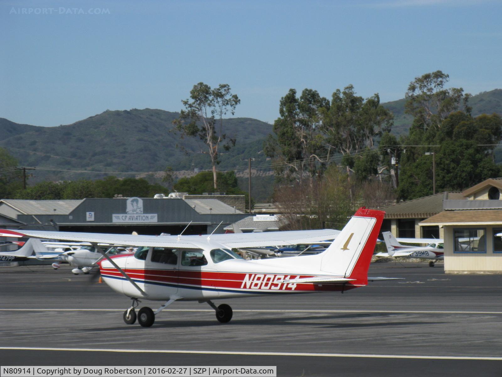 N80914, 1976 Cessna 172M C/N 17266799, 1976 Cessna 172M SKYHAWK, Lycoming O-320-E2D 150 Hp, takeoff roll Rwy 22