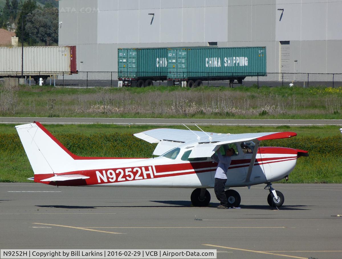N9252H, 1975 Cessna 172M C/N 17266047, Resident or from Alaska.