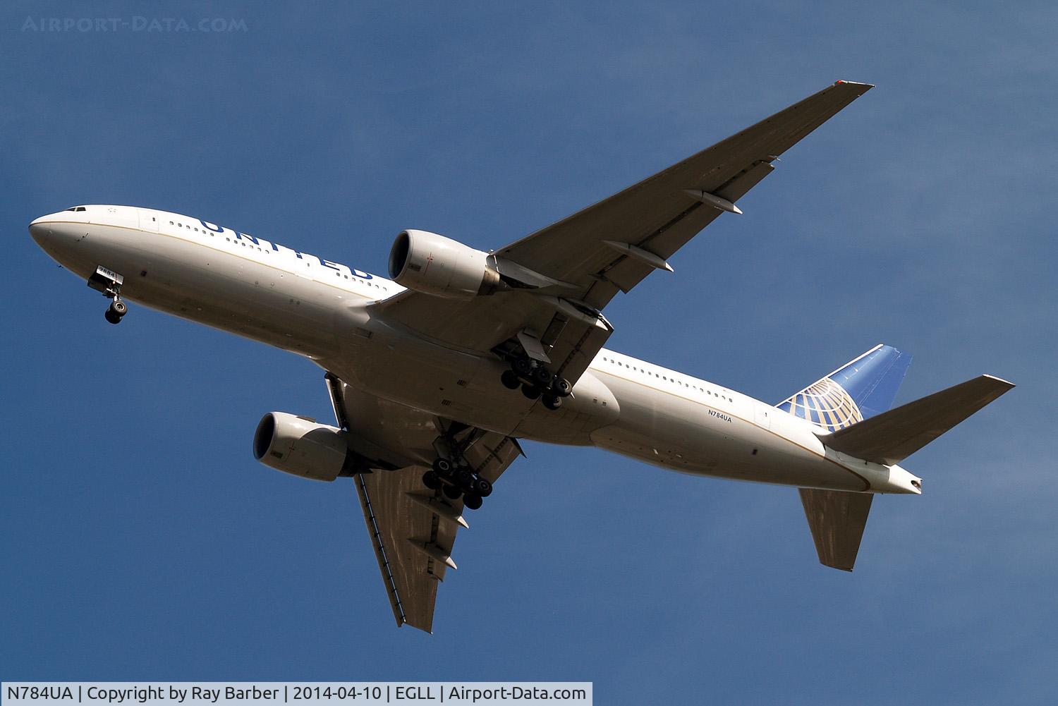 N784UA, 1997 Boeing 777-222/ER C/N 26951, Boeing 777-222ER [26951] (United Airlines) Home~G 10/04/2014. On approach 27R.