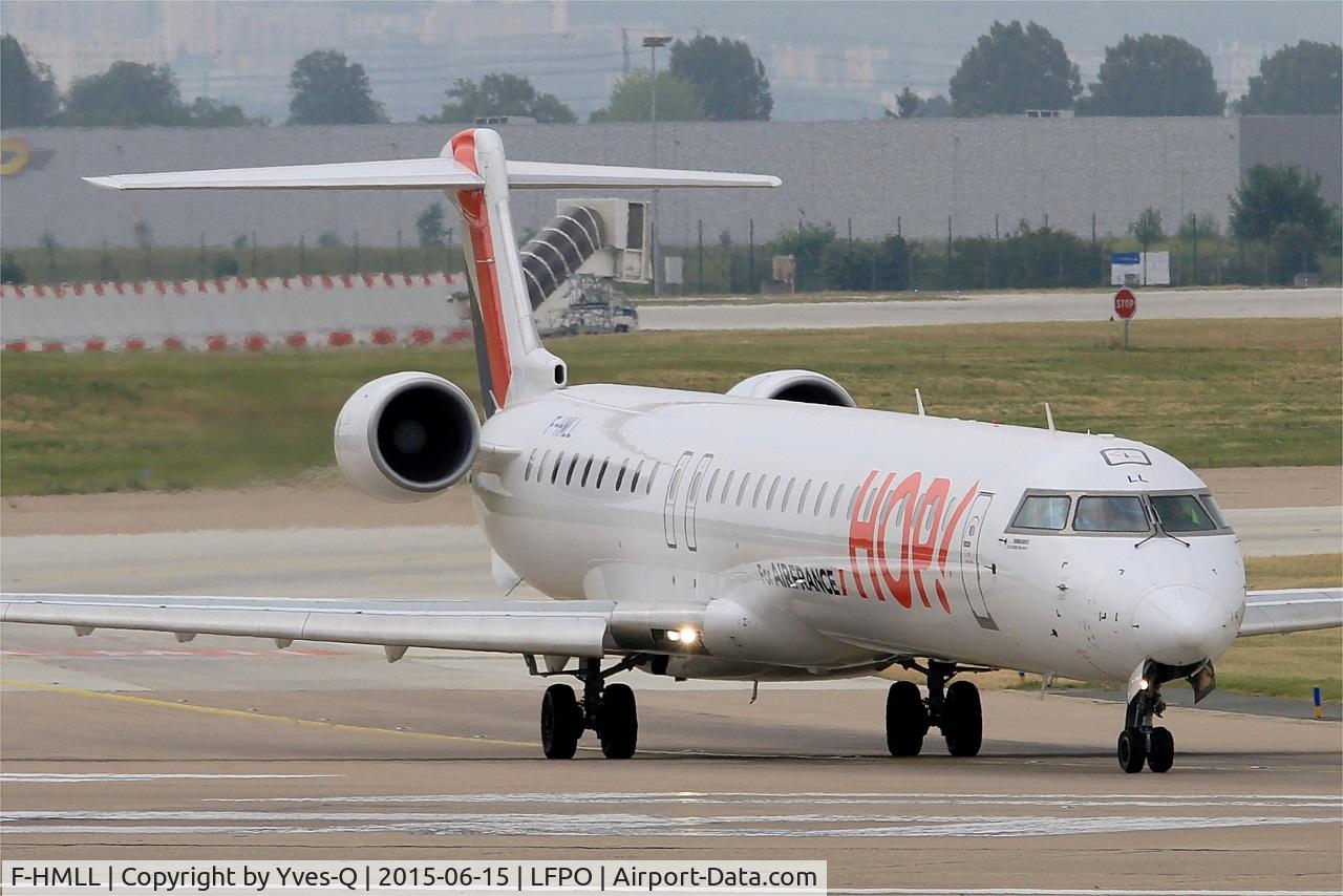 F-HMLL, 2011 Bombardier CRJ-1000EL NG (CL-600-2E25) C/N 19017, Bombardier CRJ-1000EL NG, Holding point rwy 08, Paris-Orly airport (LFPO-ORY)