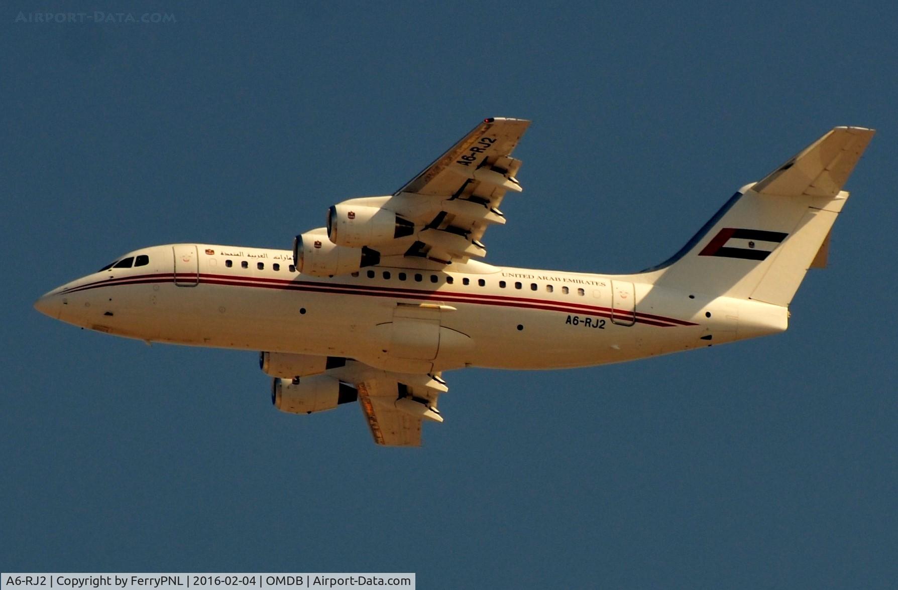 A6-RJ2, 1998 British Aerospace Avro 146-RJ85A C/N E2325, BAe146 lifting off.