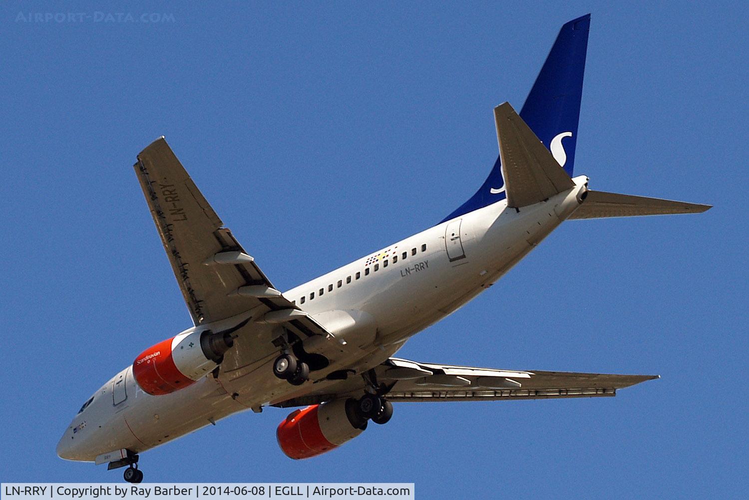 LN-RRY, 1998 Boeing 737-683 C/N 28297, Boeing 737-683 [28297] (SAS Scandinavian Airlines) Home~G 08/06/2014. On approach 27R.