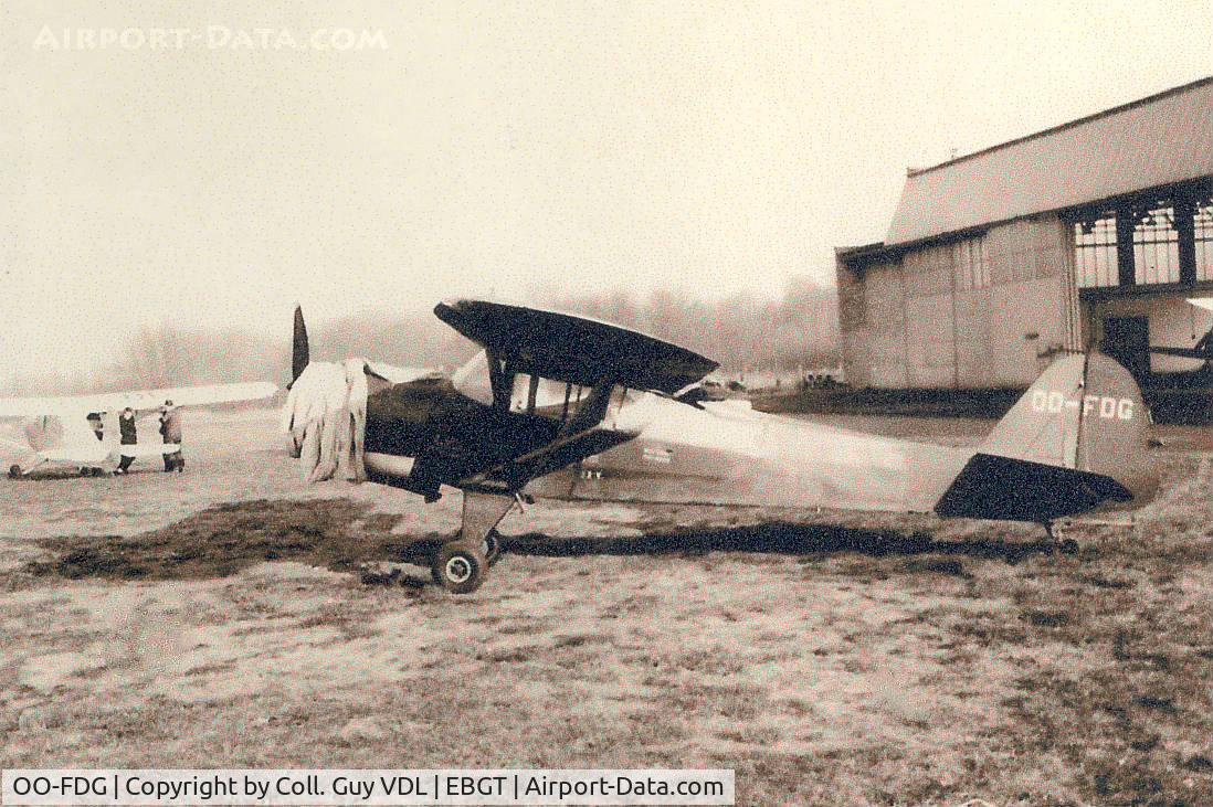 OO-FDG, Auster AOP.6 C/N 2825, At Ghent airfield in 1961.