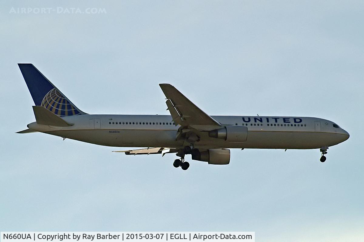 N660UA, 1993 Boeing 767-322/ER C/N 27115, Boeing 767-322ER [27115] (United Airlines) Home~G 07/03/2015. On approach 27L.