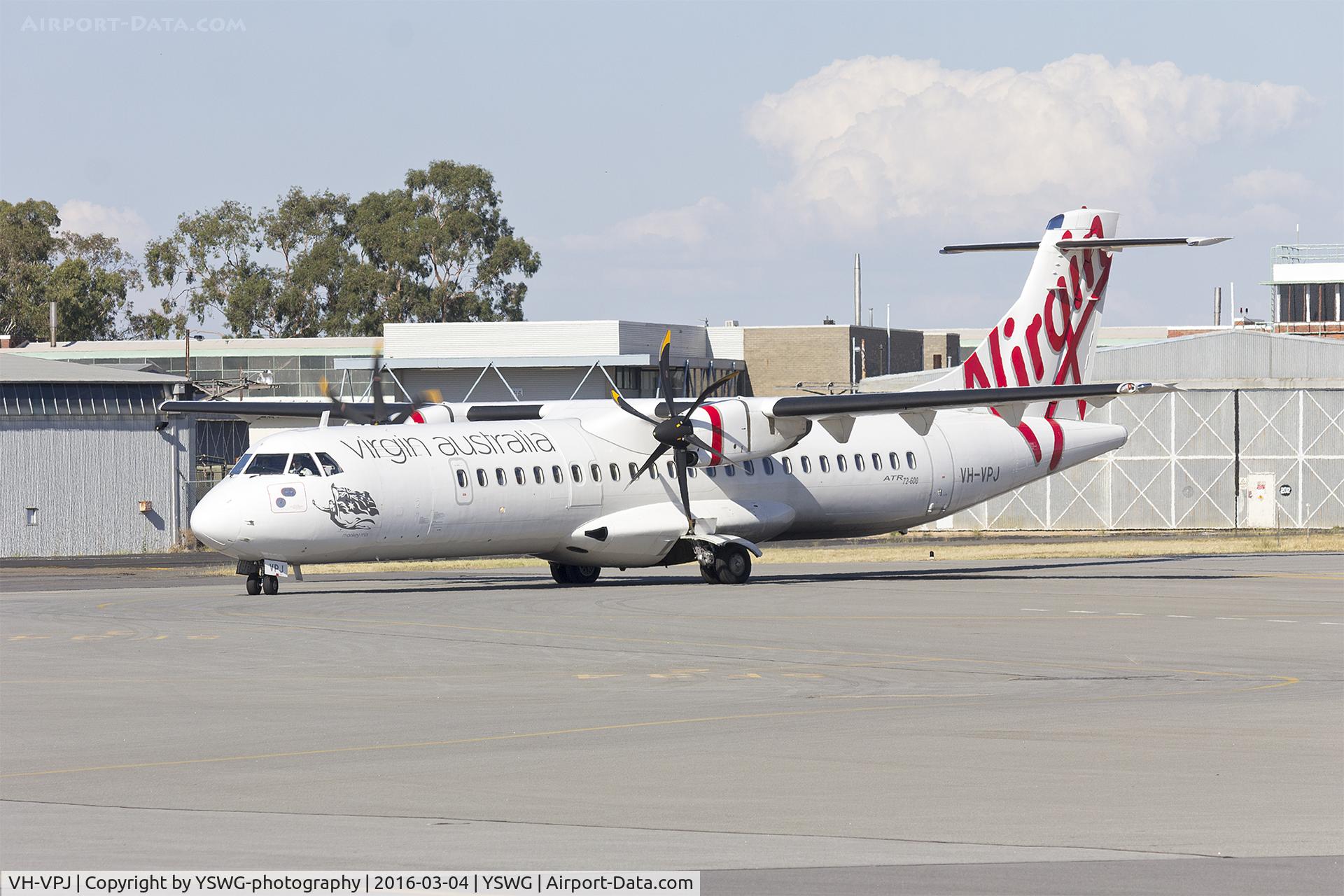 VH-VPJ, 2014 ATR 72-212A C/N 1169, Virgin Australia Regional (VH-VPJ) ATR 72-600 taxiing at Wagga Wagga Airport.