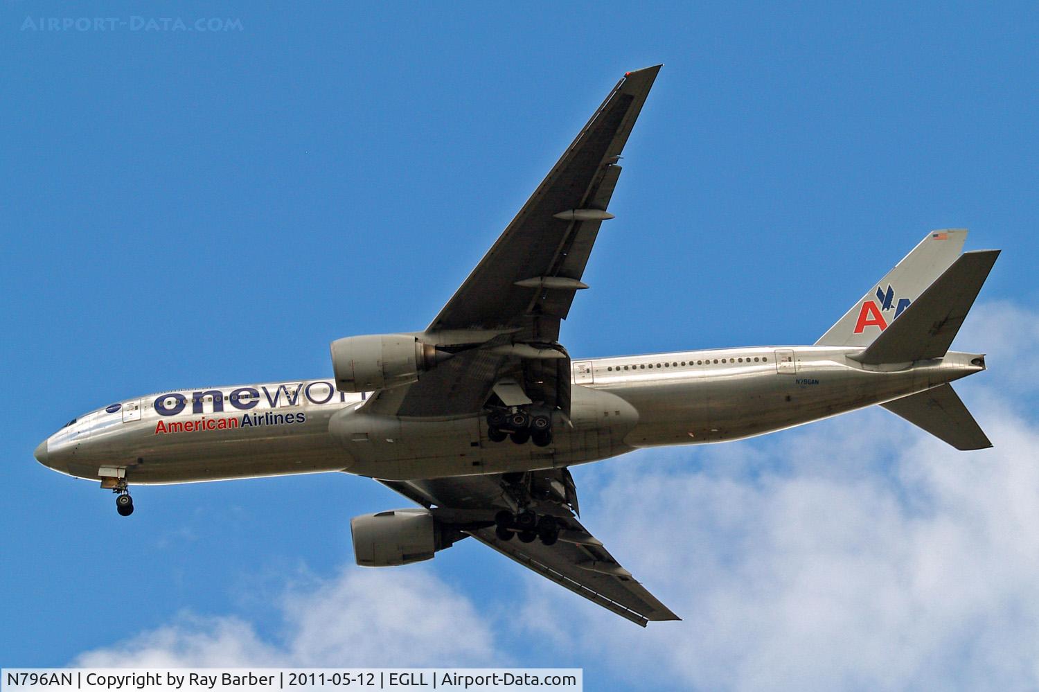 N796AN, 2000 Boeing 777-223 C/N 30796, Boeing 777-223ER [30796] (American Airlines) Home~G 12/05/2011. On approach 27R old scheme and One World titles