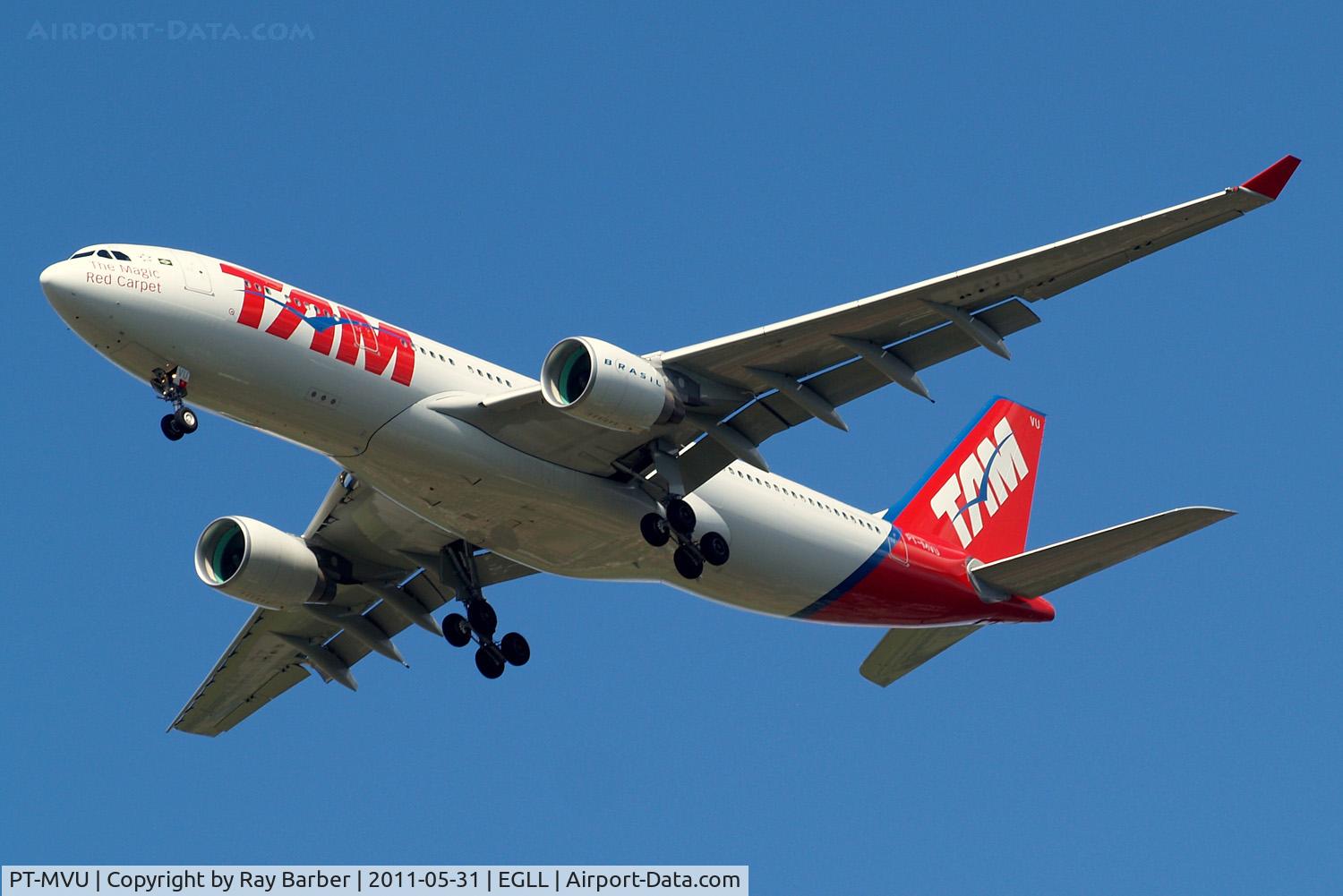 PT-MVU, 2011 Airbus A330-223 C/N 1213, Airbus A330-223 [1213] (TAM Brasil) Home~G 31/05/2011. On approach 27R.