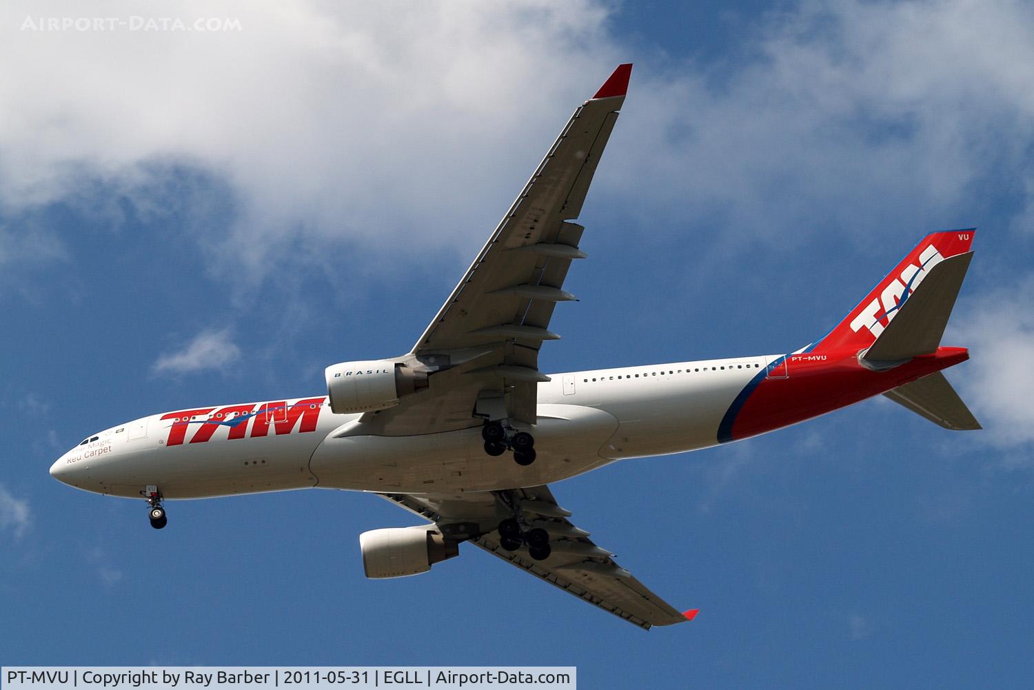 PT-MVU, 2011 Airbus A330-223 C/N 1213, Airbus A330-223 [1213] (TAM Brasil) Home~G 31/05/2011. On approach 27R.
