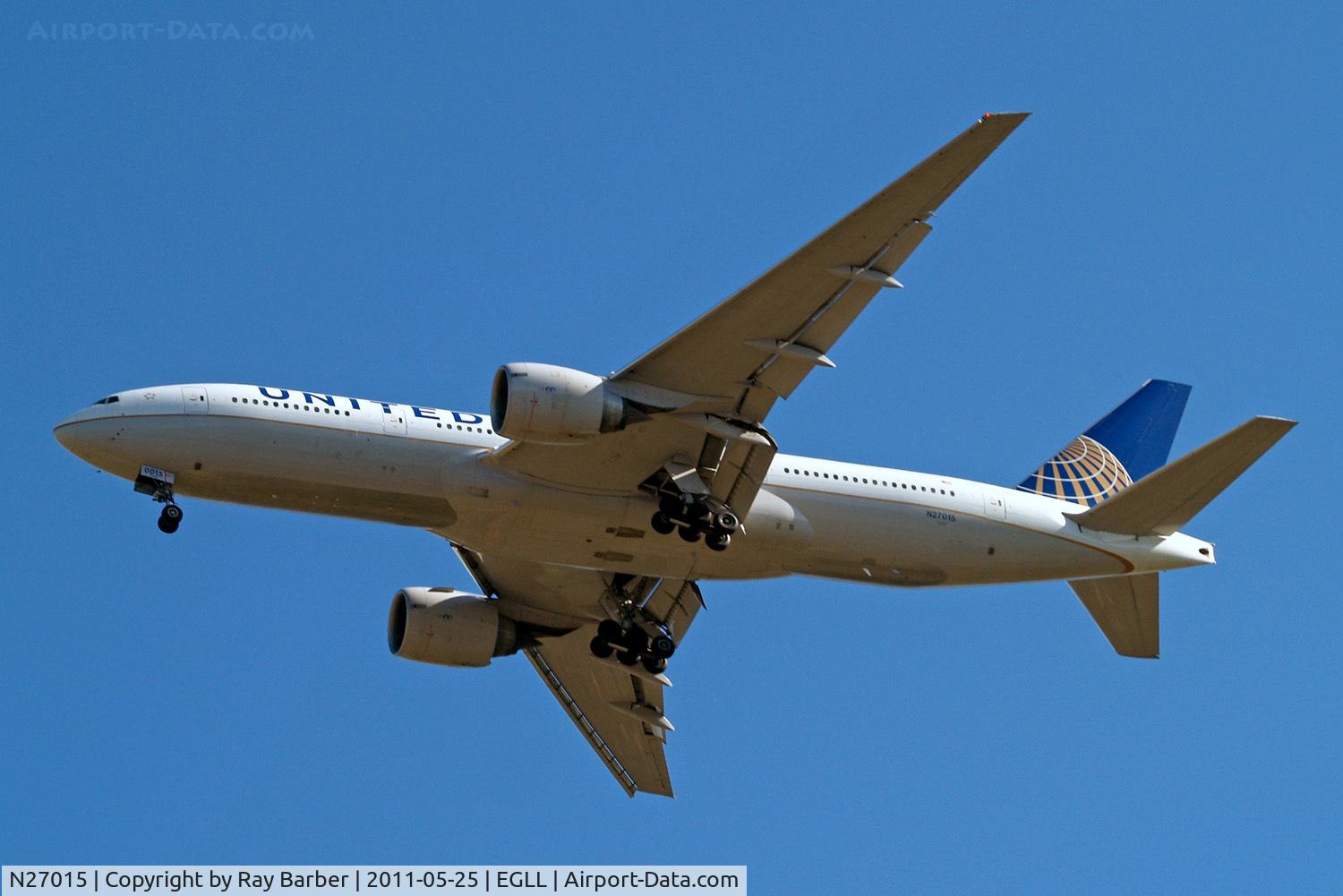 N27015, 2000 Boeing 777-224/ER C/N 28678, Boeing 777-224ER [28678] (United Airlines) Home~G 25/05/2011. On approach 27R.