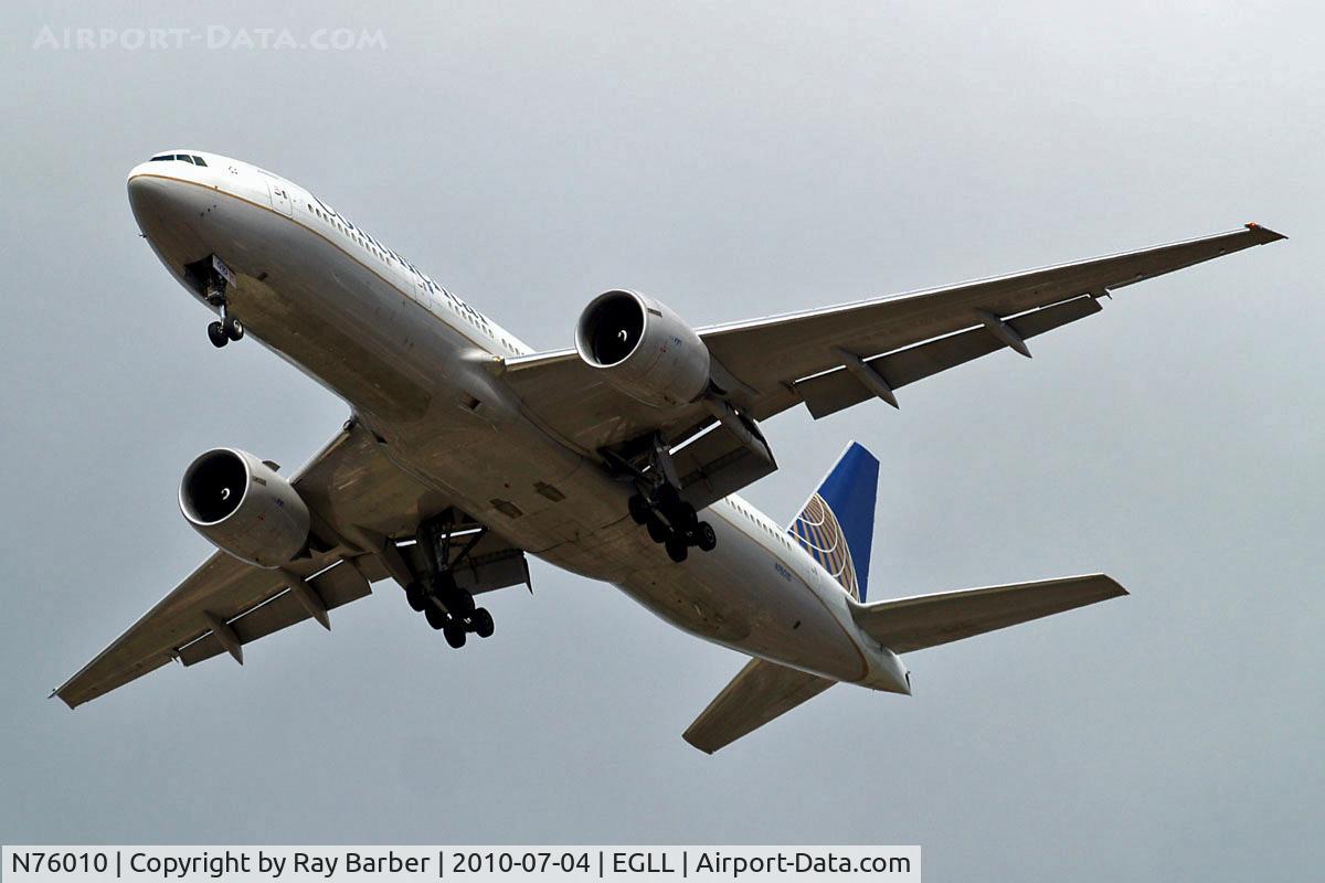 N76010, 1999 Boeing 777-224/ER C/N 29480, Boeing 777-224ER [29480] (Continental Airlines) Home~G 04/07/2010. On approach 27R.