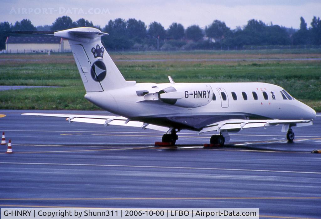 G-HNRY, 1992 Cessna 650 Citation VI C/N 650-0219, Parked at the Geneal Aviation area...