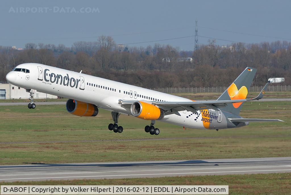 D-ABOF, 1999 Boeing 757-330 C/N 29013, at dus