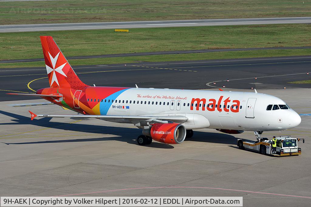 9H-AEK, 2004 Airbus A320-211 C/N 2291, at dus