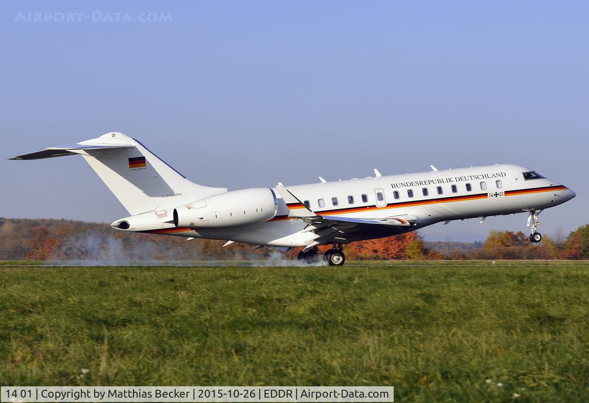 14 01, 2011 Bombardier BD-700-1A11 Global 5000 C/N 9395, 14+01