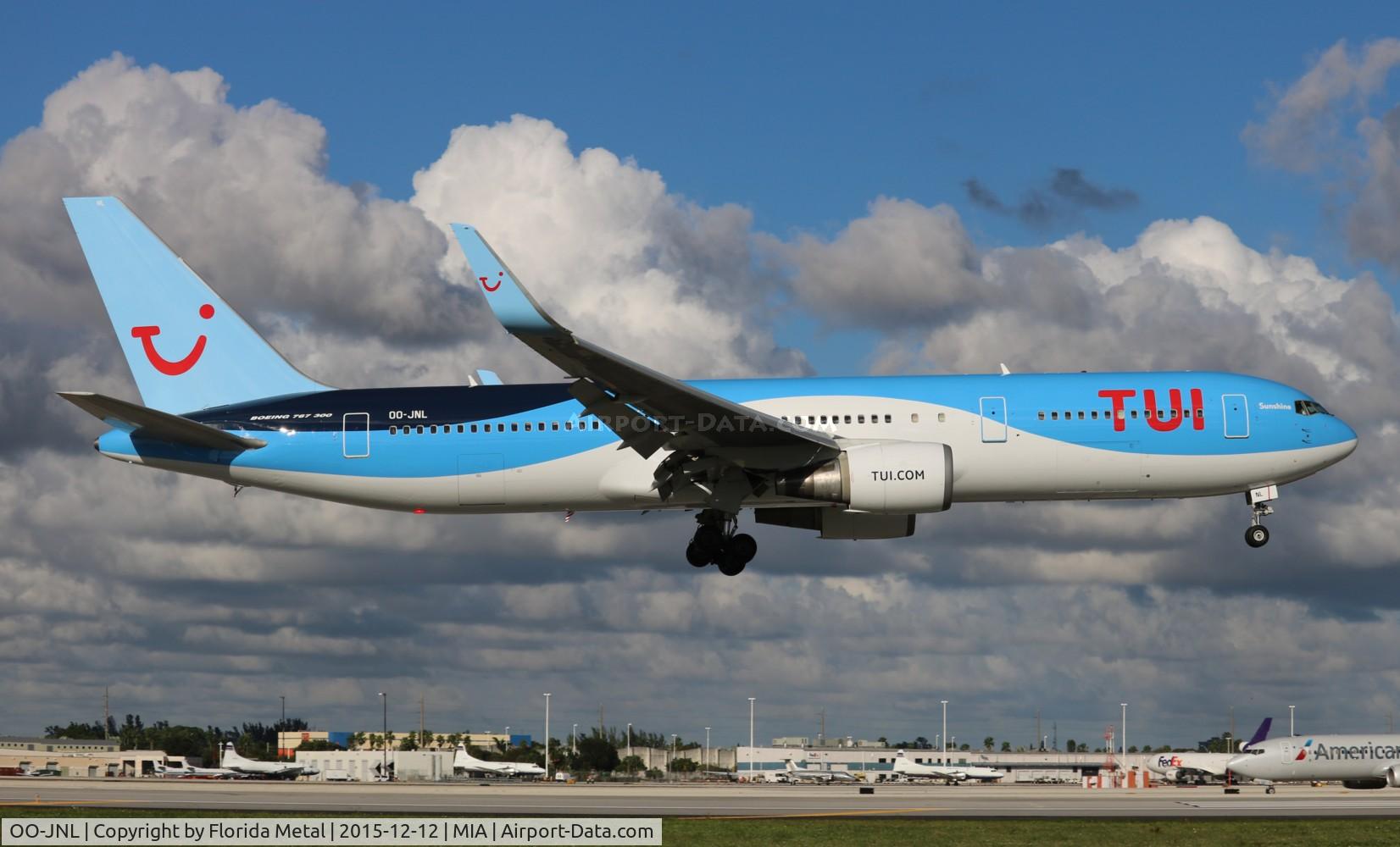 OO-JNL, 2000 Boeing 767-304 C/N 29384, TUI Airlines
