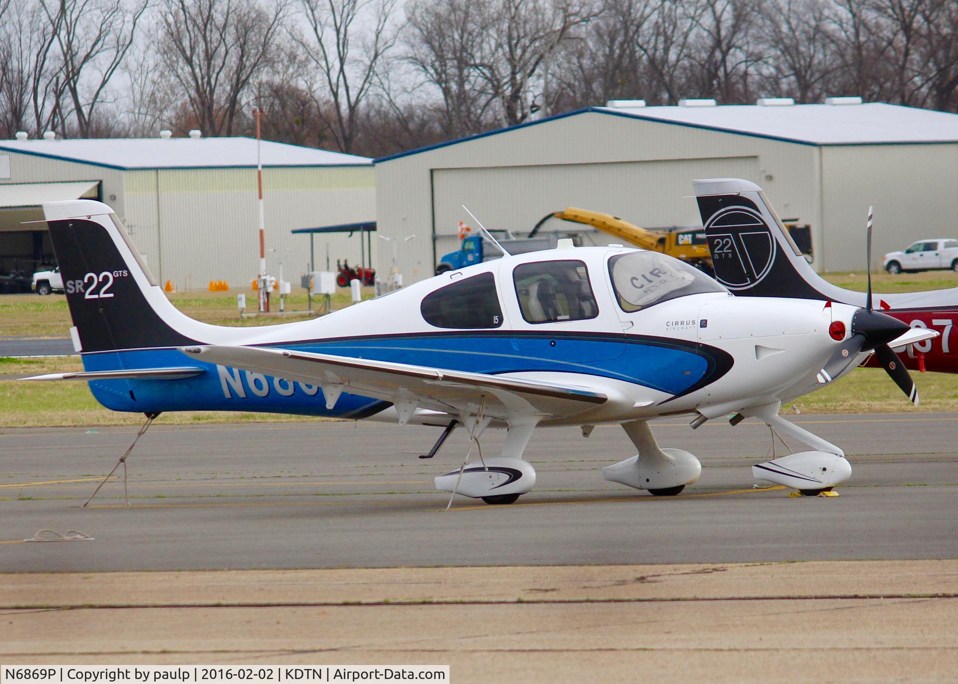 N6869P, 2013 Cirrus SR22 GTS C/N 4045, At Downtown Shreveport.