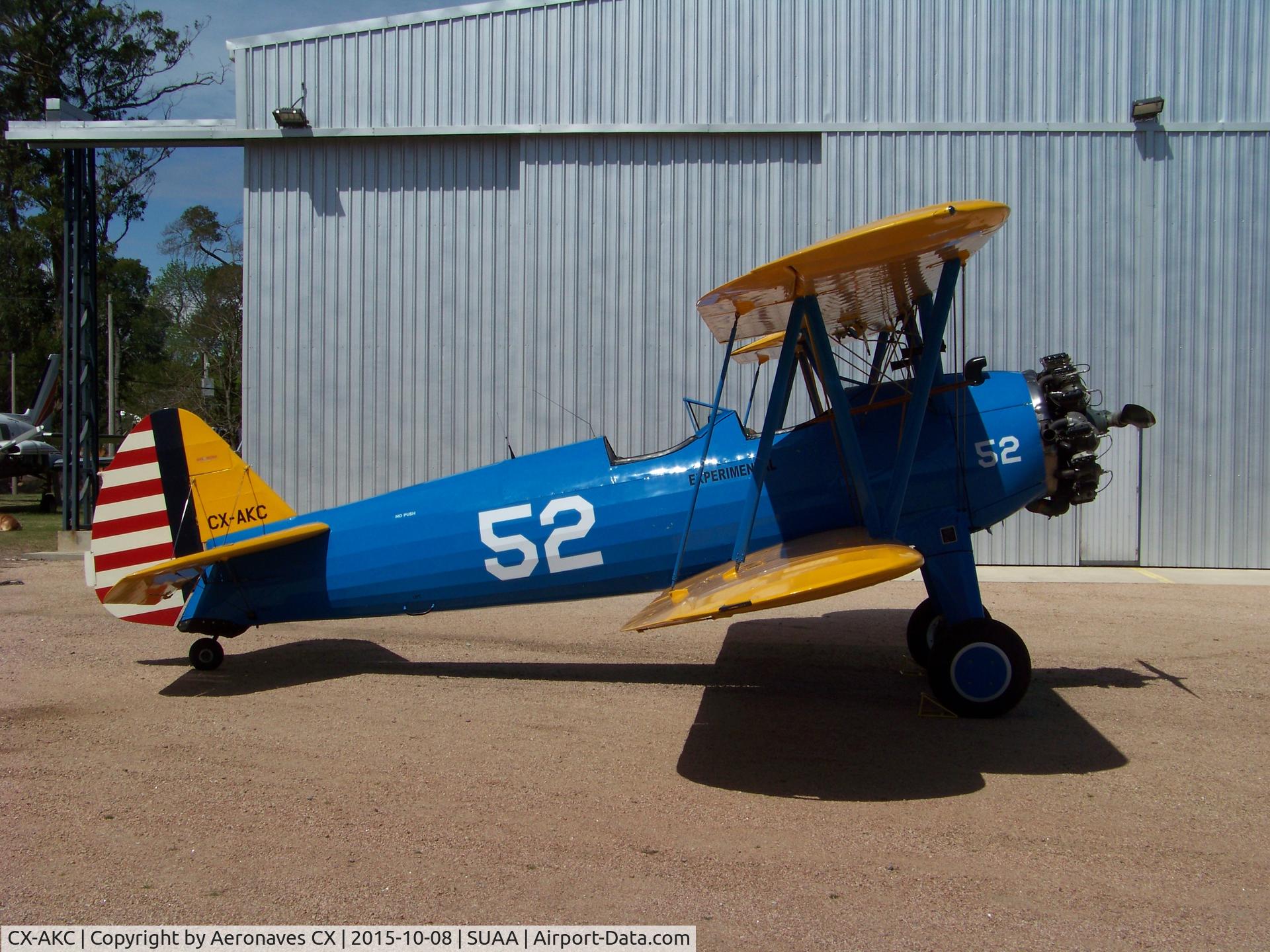 CX-AKC, Boeing PT-17 Kaydet (A75N1) C/N 75-3159, Hangarado en Aeropuerto Angel S. Adami