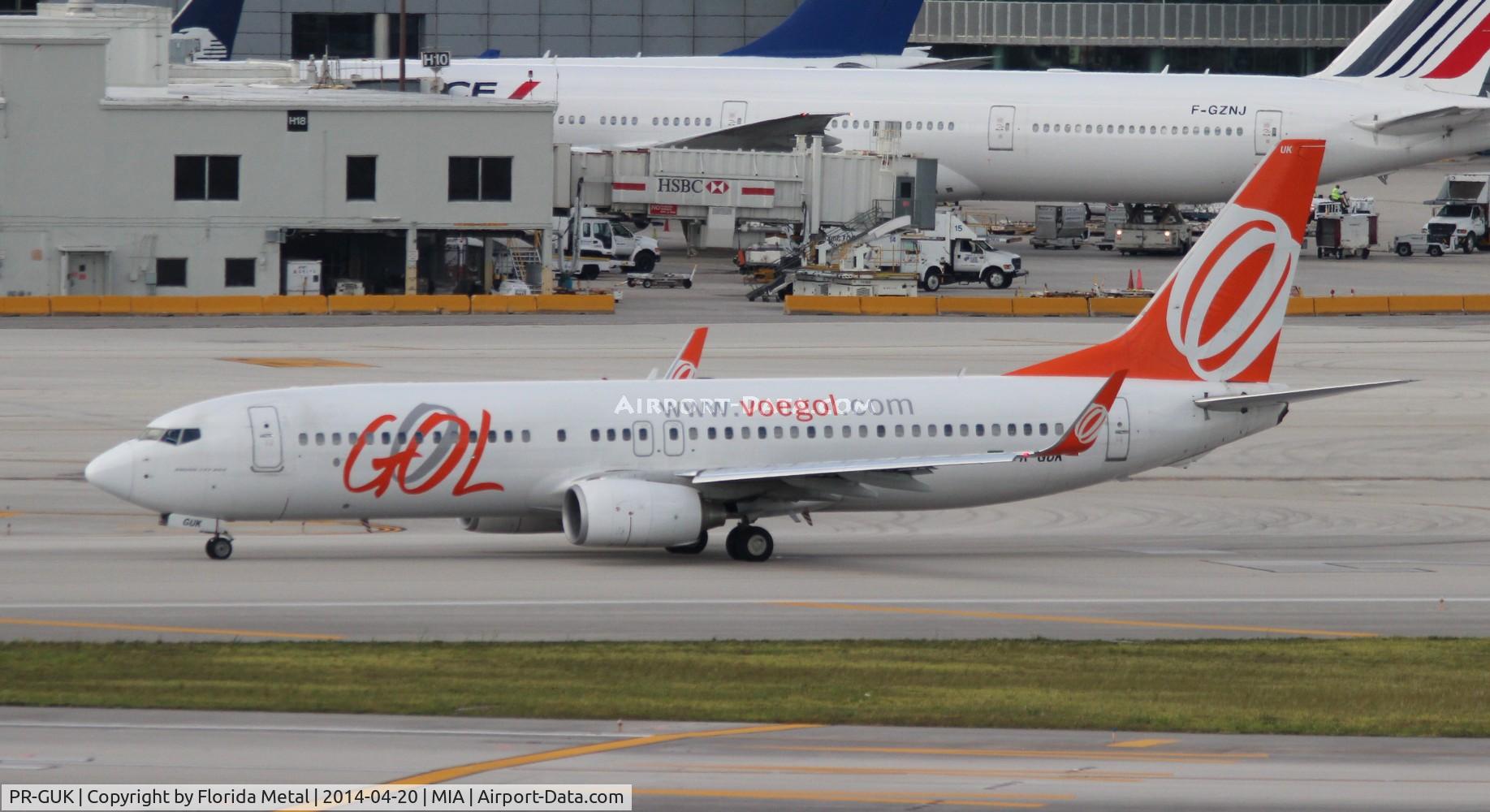 PR-GUK, 2011 Boeing 737-8EH C/N 35852, GOL Brazil