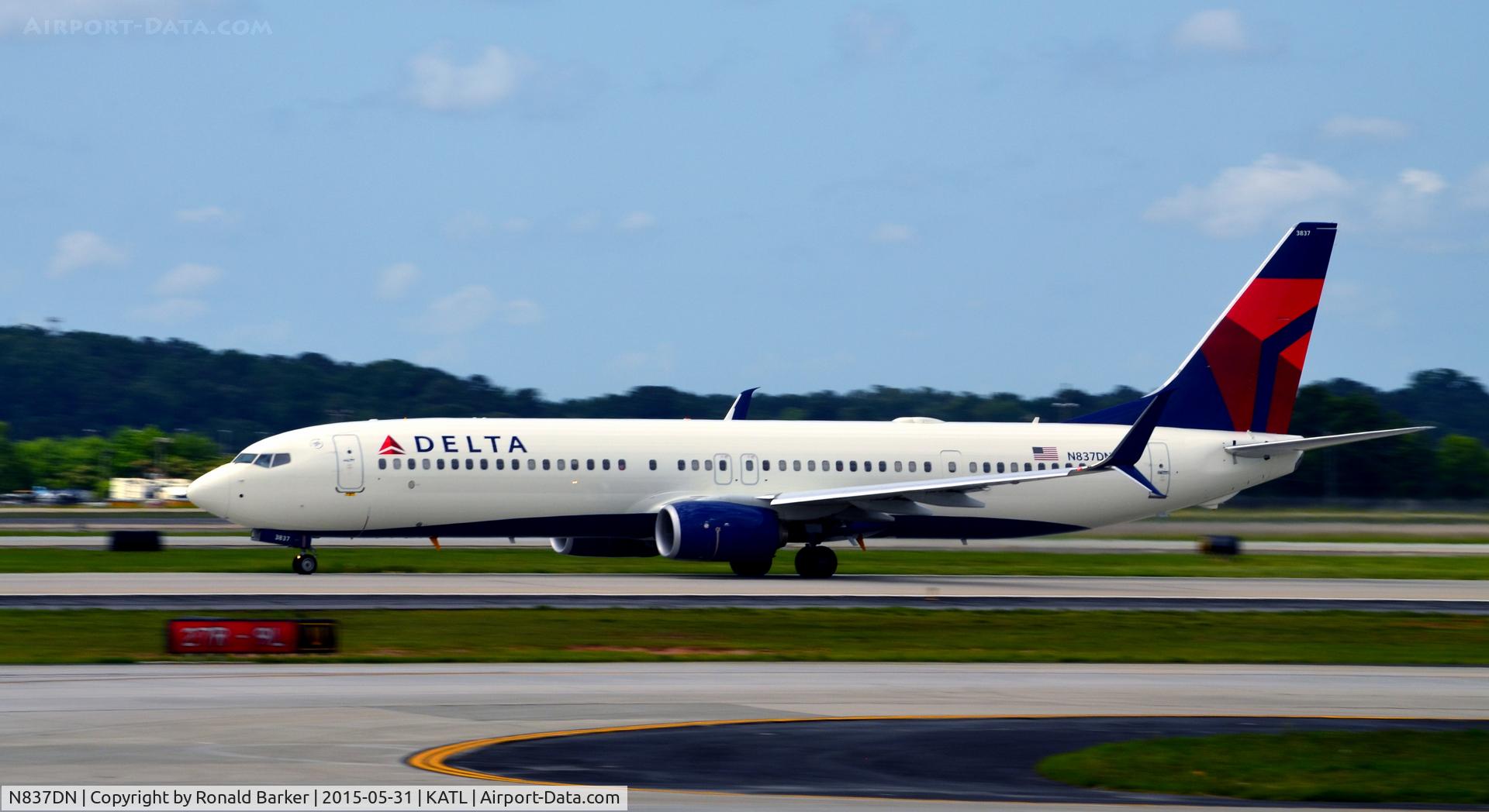 N837DN, 2015 Boeing 737-932/ER C/N 31948, Takeoff Atlanta