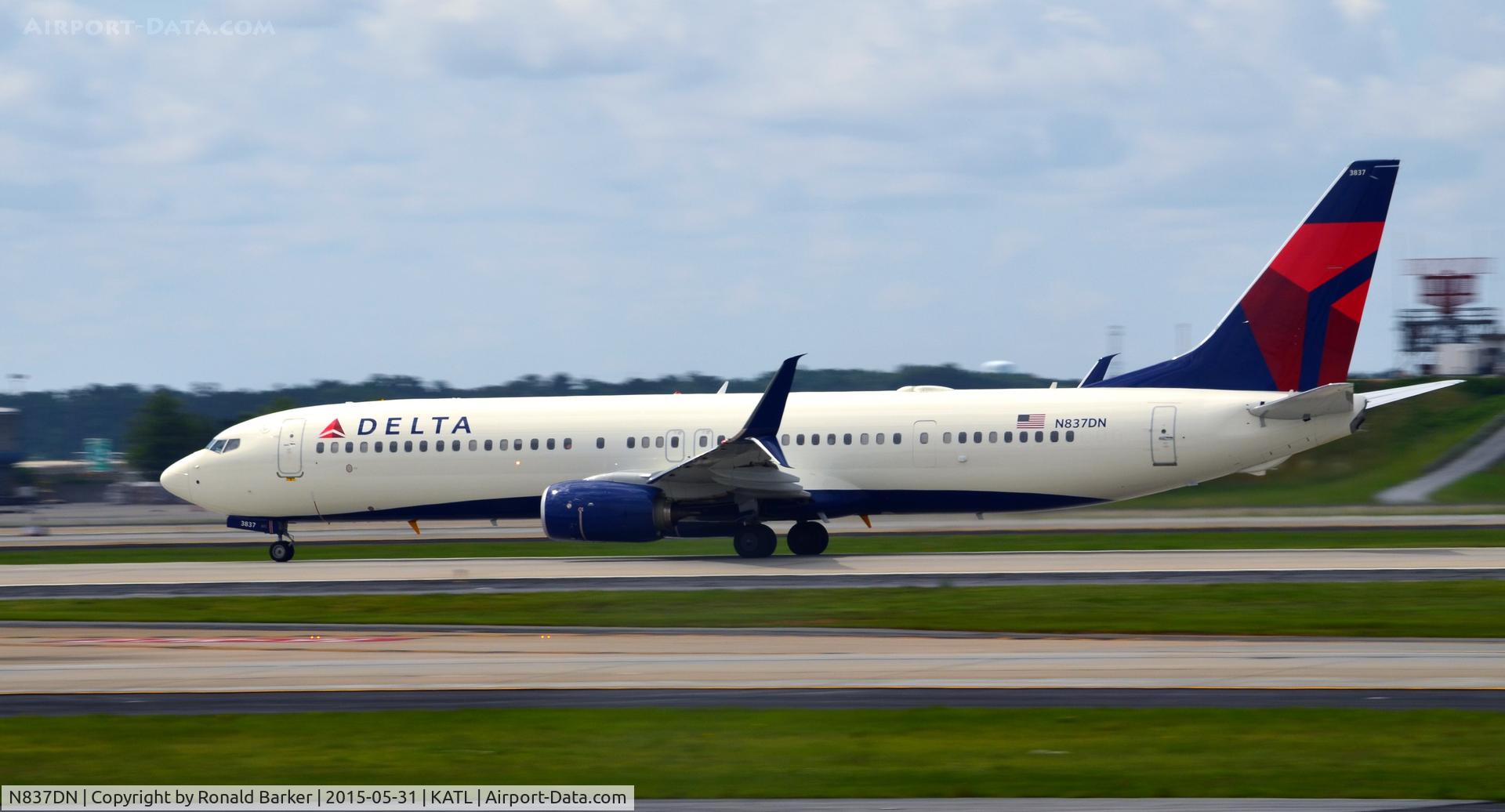 N837DN, 2015 Boeing 737-932/ER C/N 31948, Takeoff Atlanta